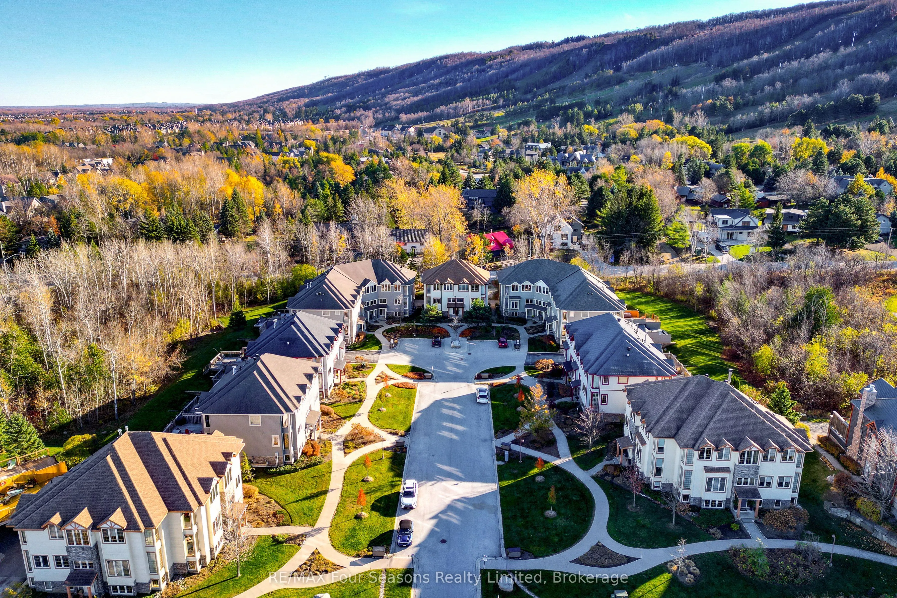224 BLUESKI GEORGE Crescent, #12