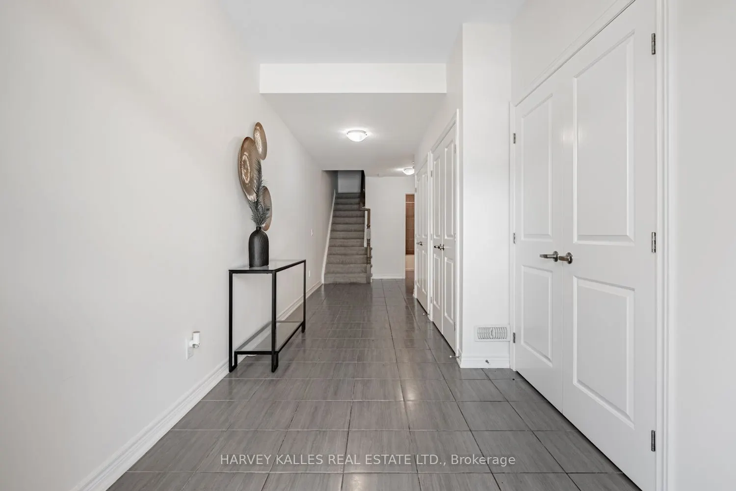 300 Humphrey Street, #51