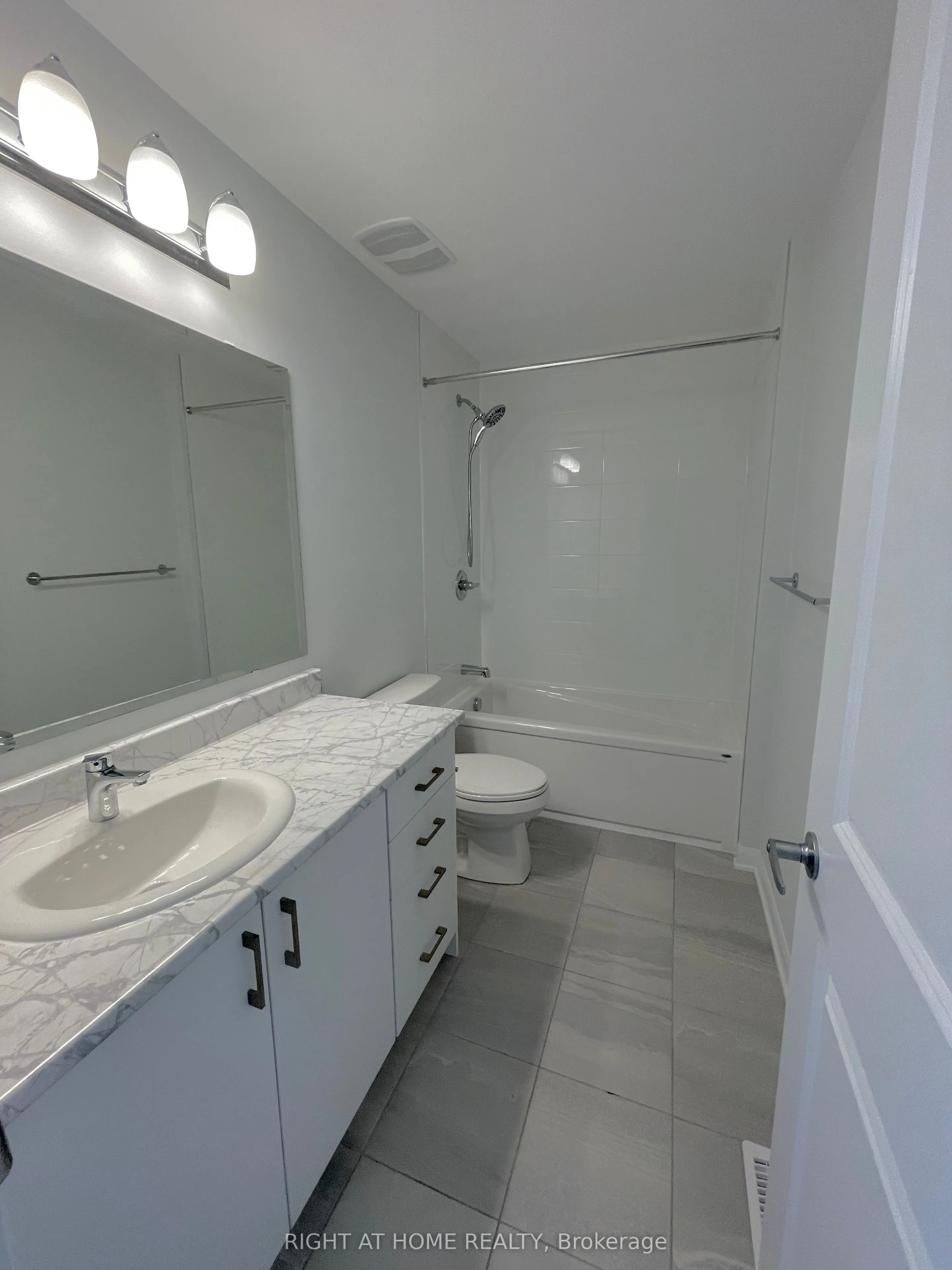 1328 CREEKWAY Private, #1328