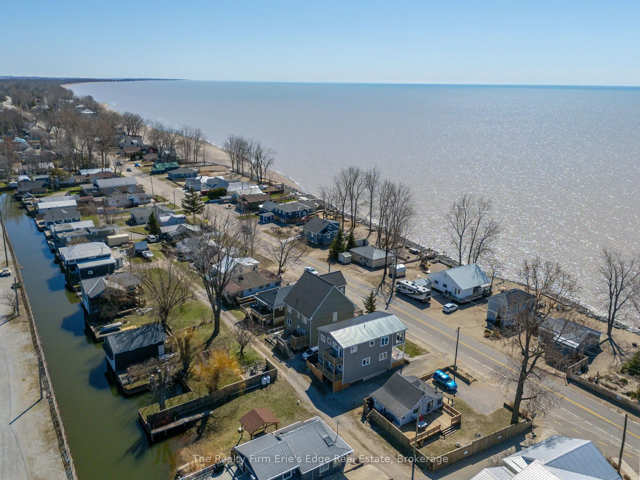24 Erie Boulevard