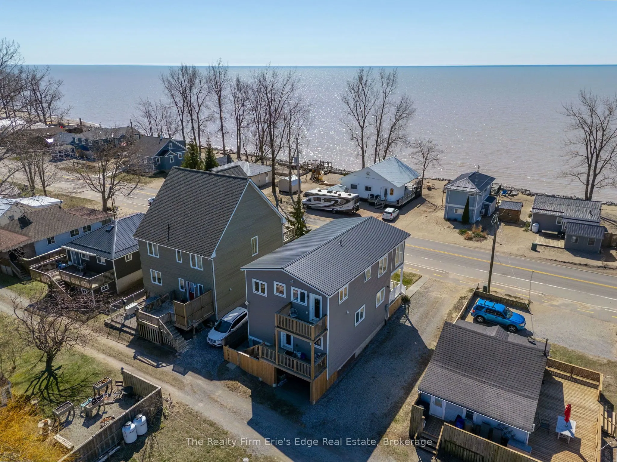 24 Erie Boulevard