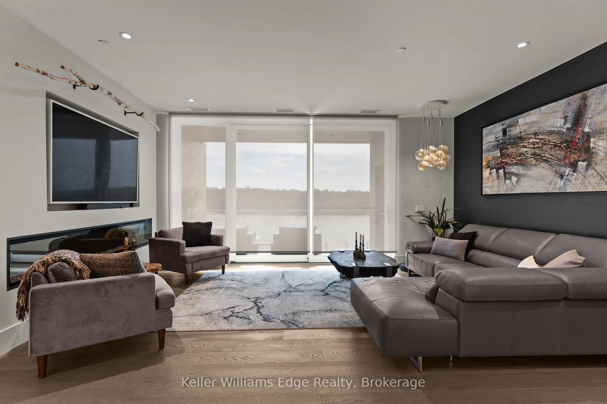 727 Grandview Drive, #209
