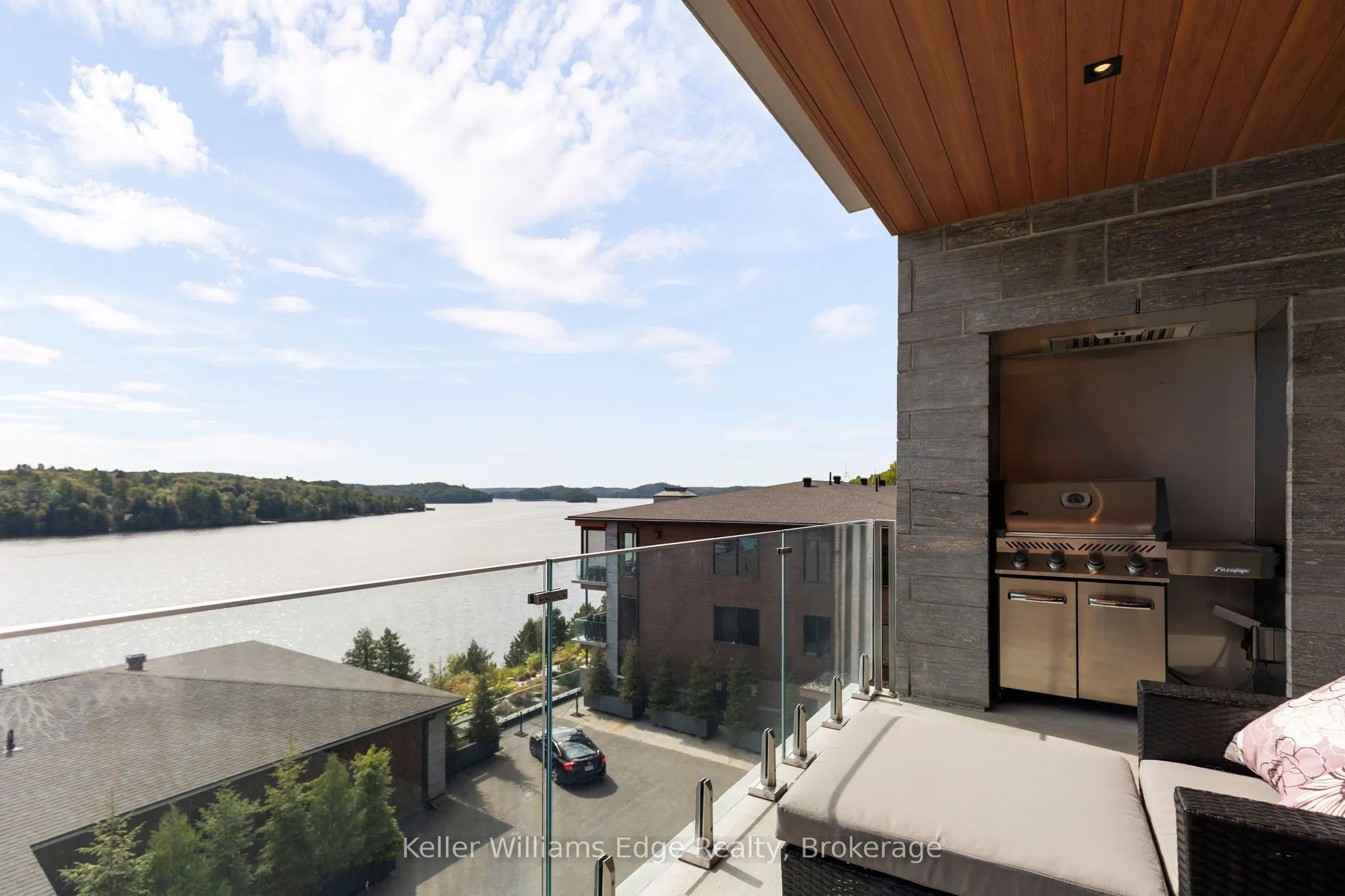 727 Grandview Drive, #209