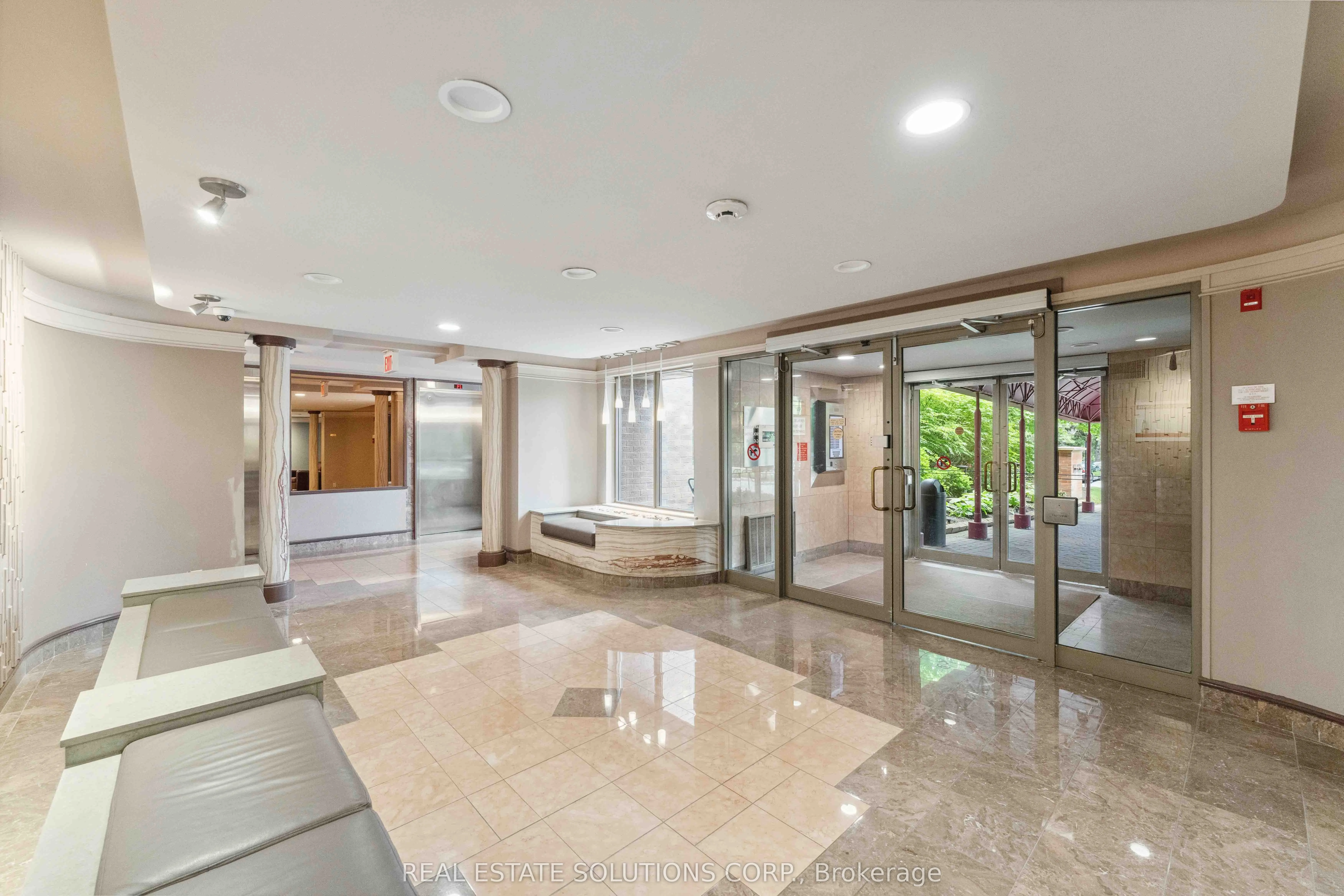 100 Grant Carman Drive, #214