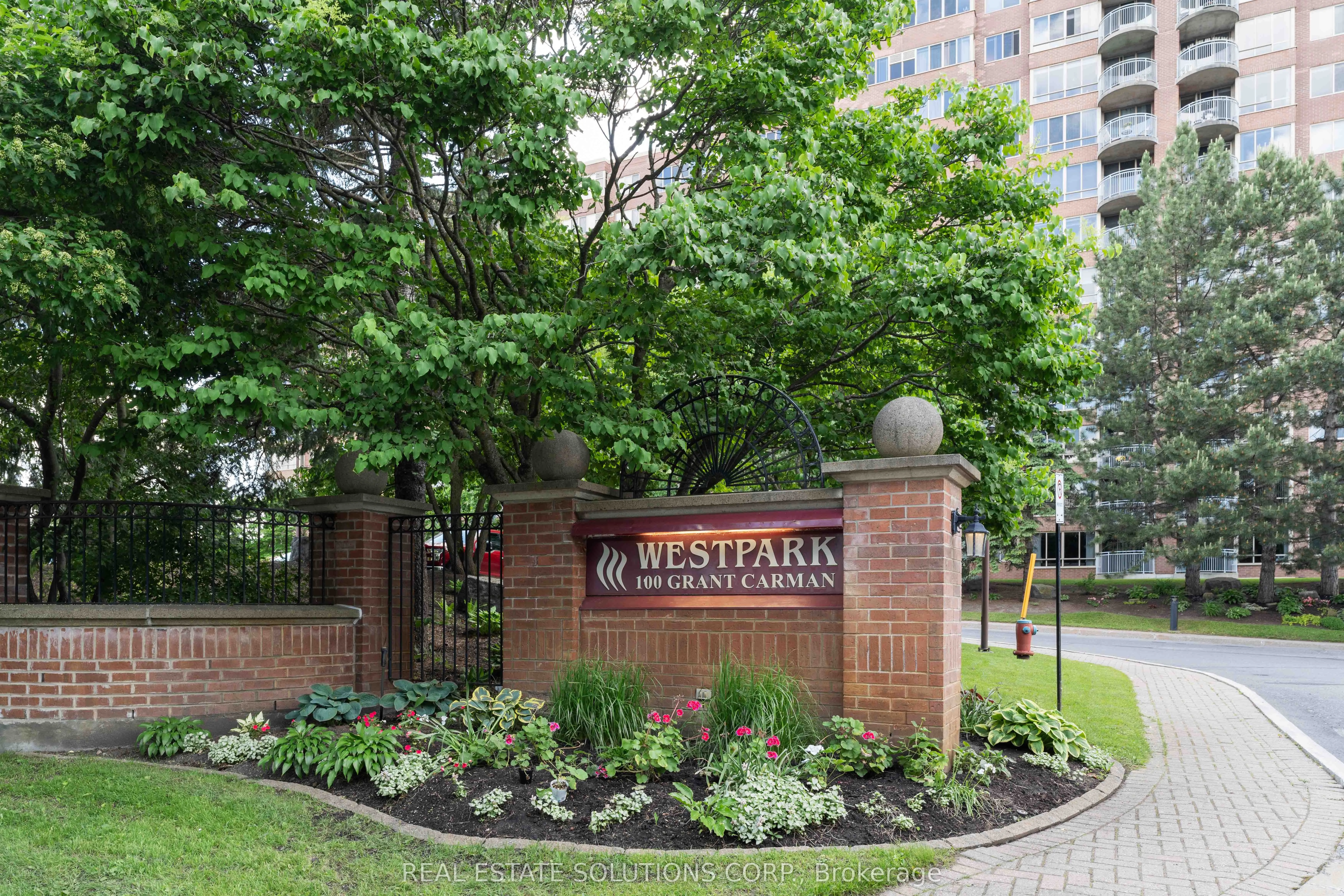 100 Grant Carman Drive, #214