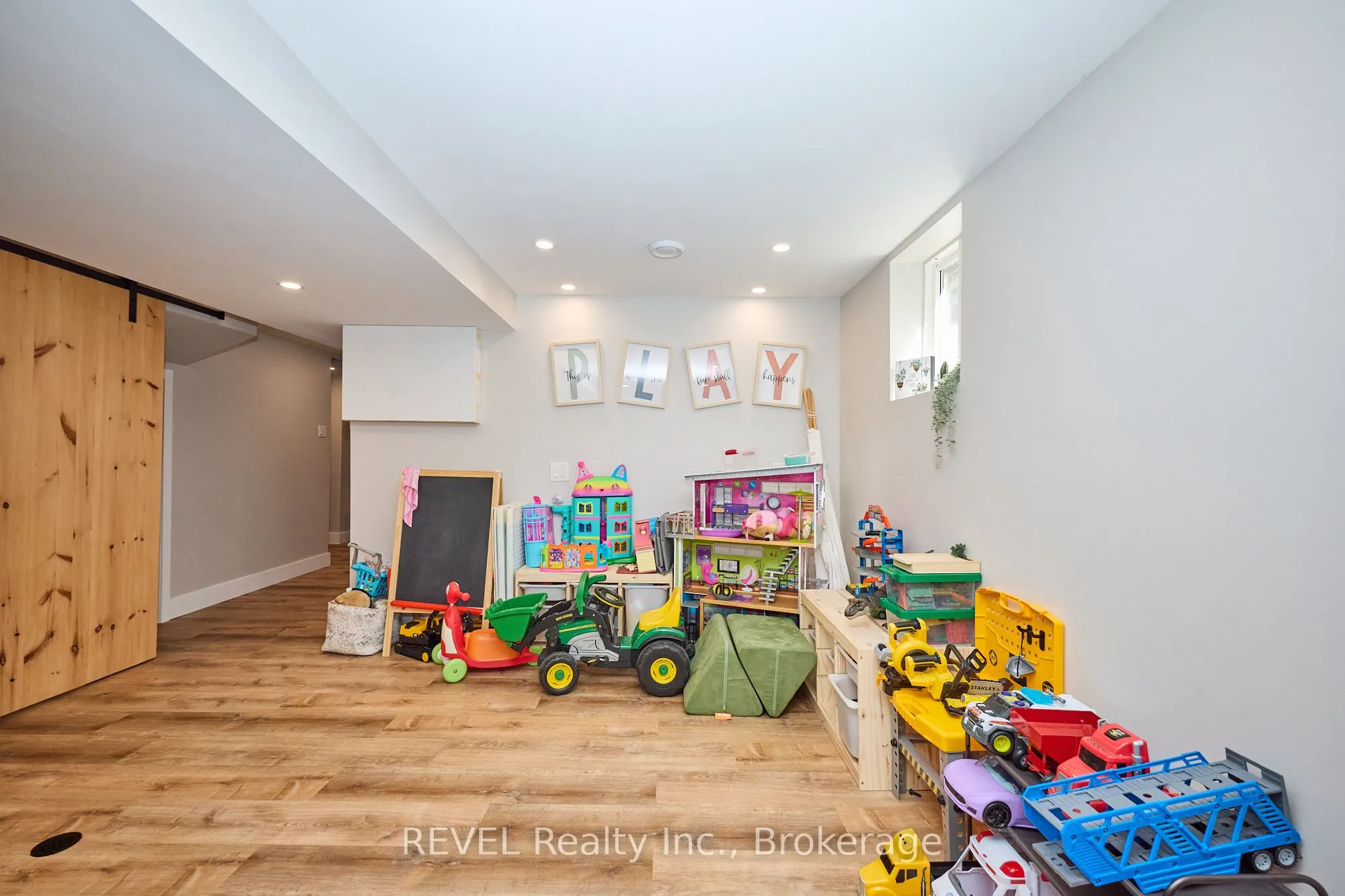 35 Romy Crescent