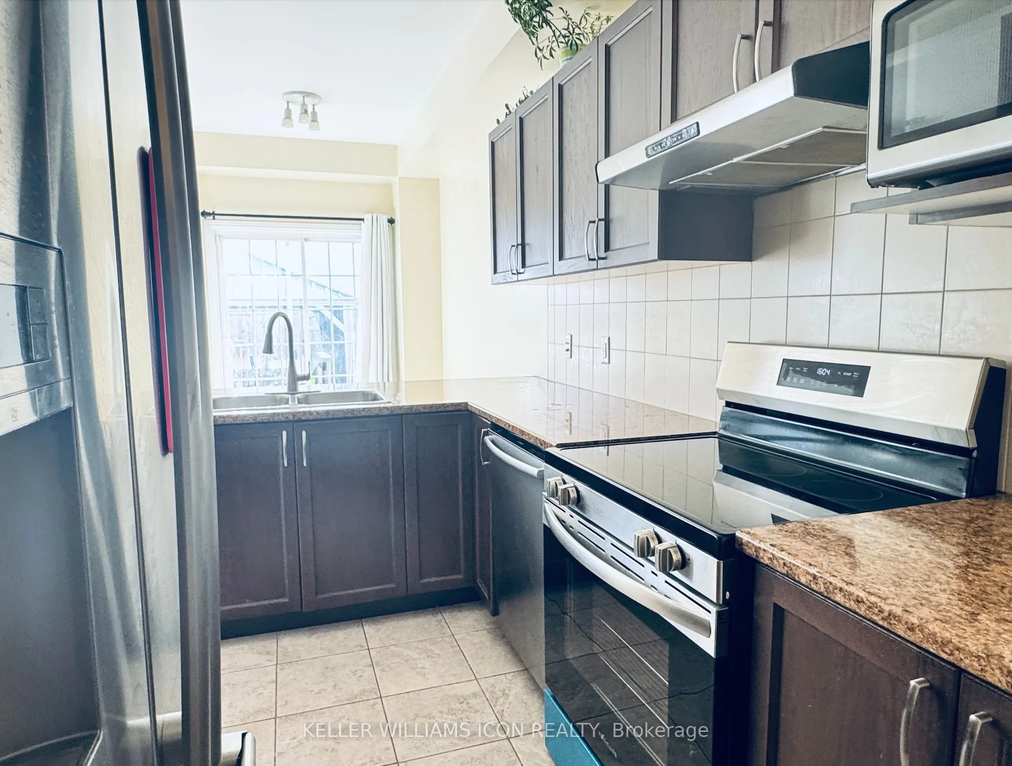 581 Pepperville Crescent