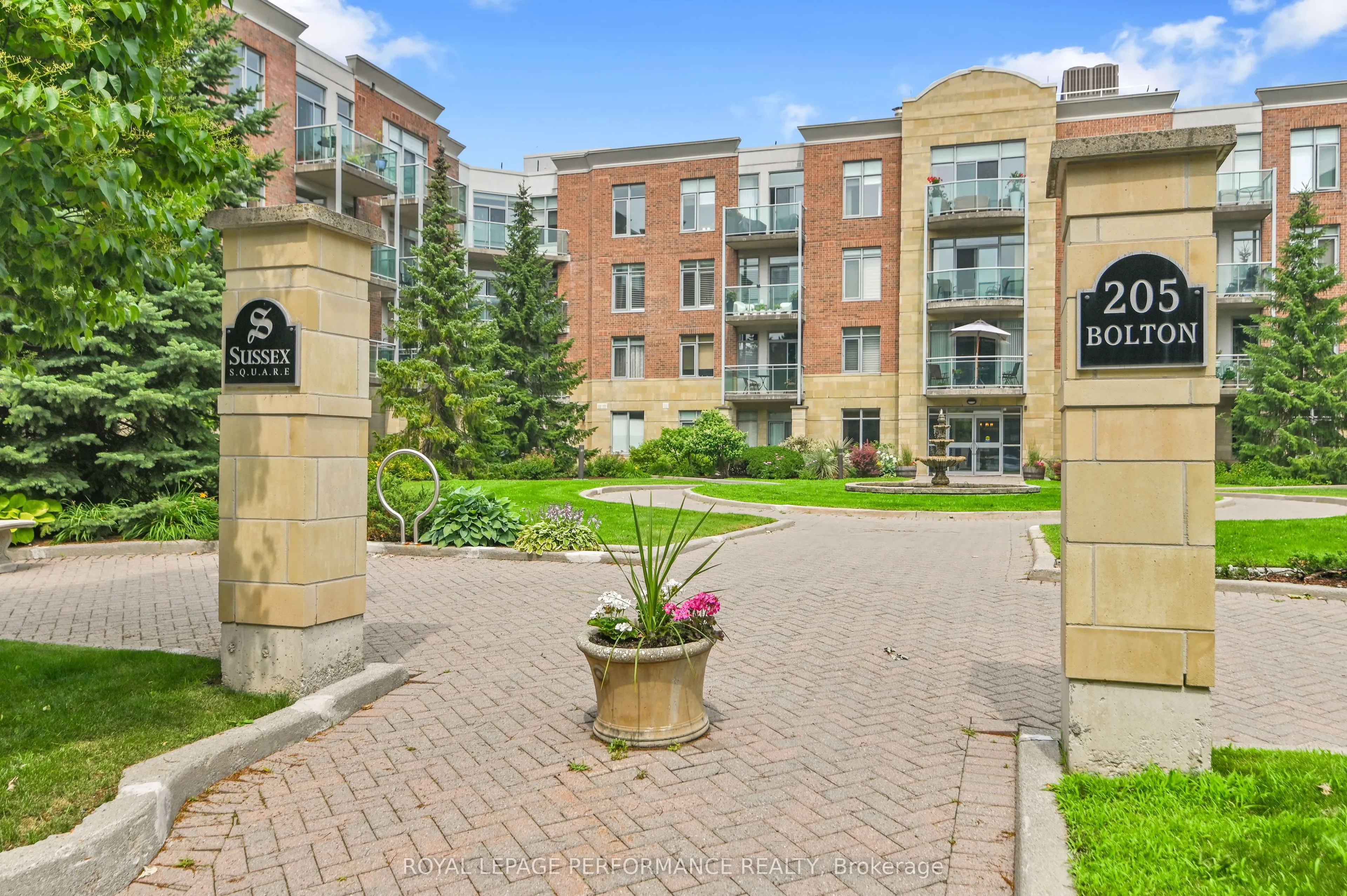205 Bolton Street, #229
