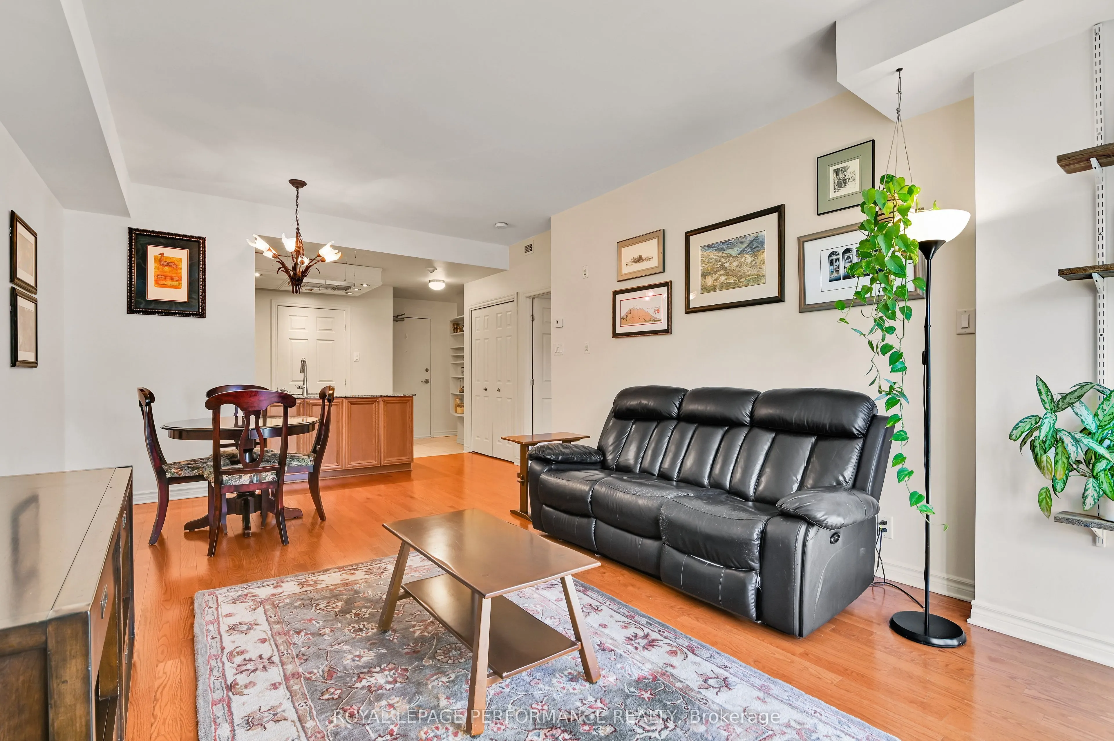 205 Bolton Street, #229