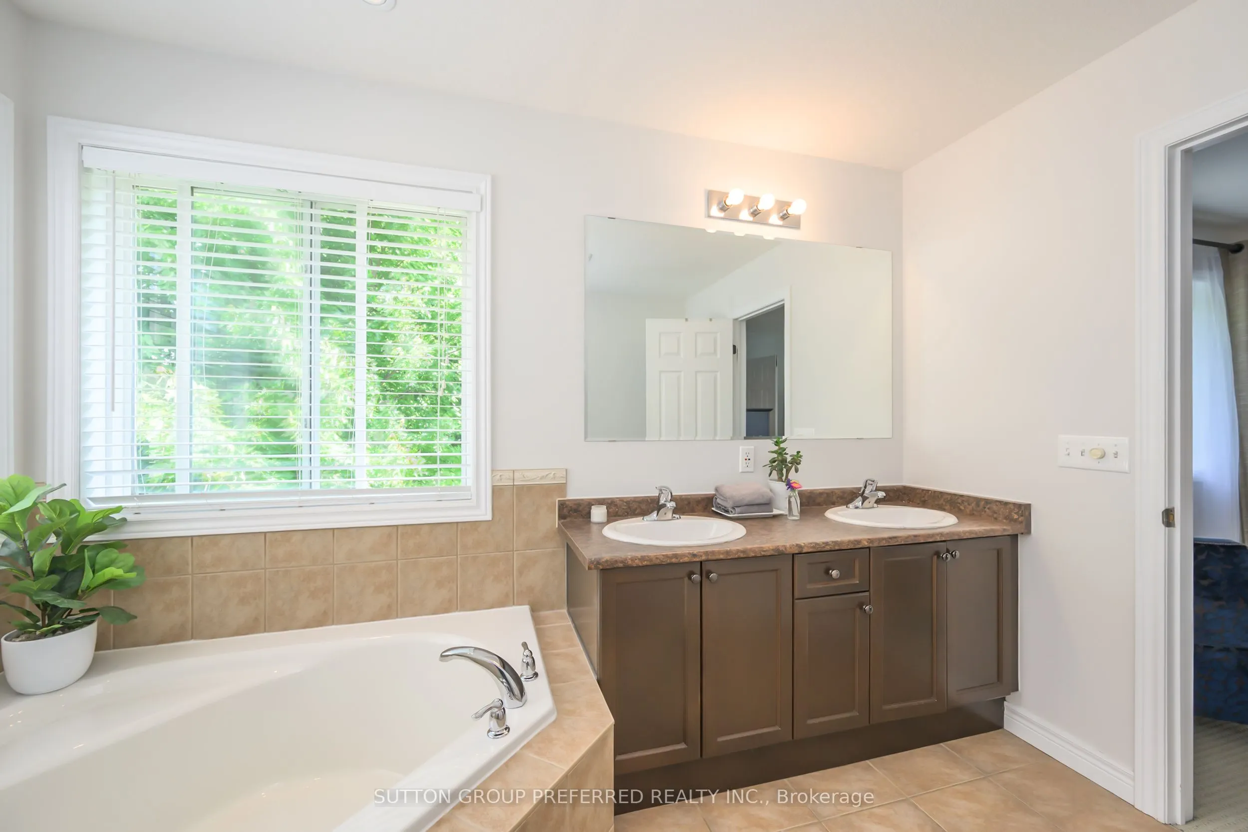 1141 Foxcreek Road