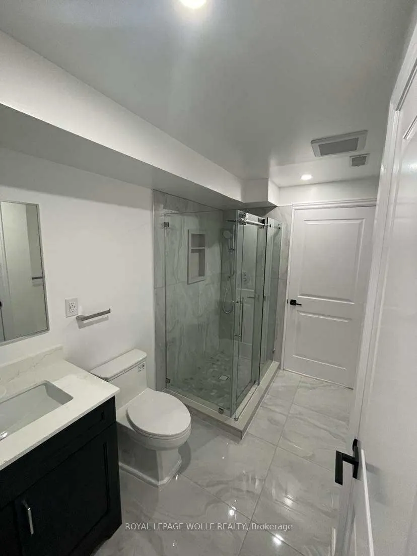 27 Spachman Street, #Lower Unit