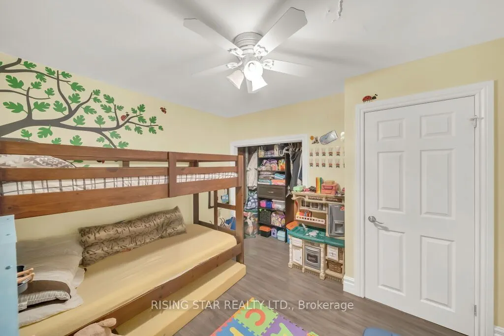 26 Brock Road N