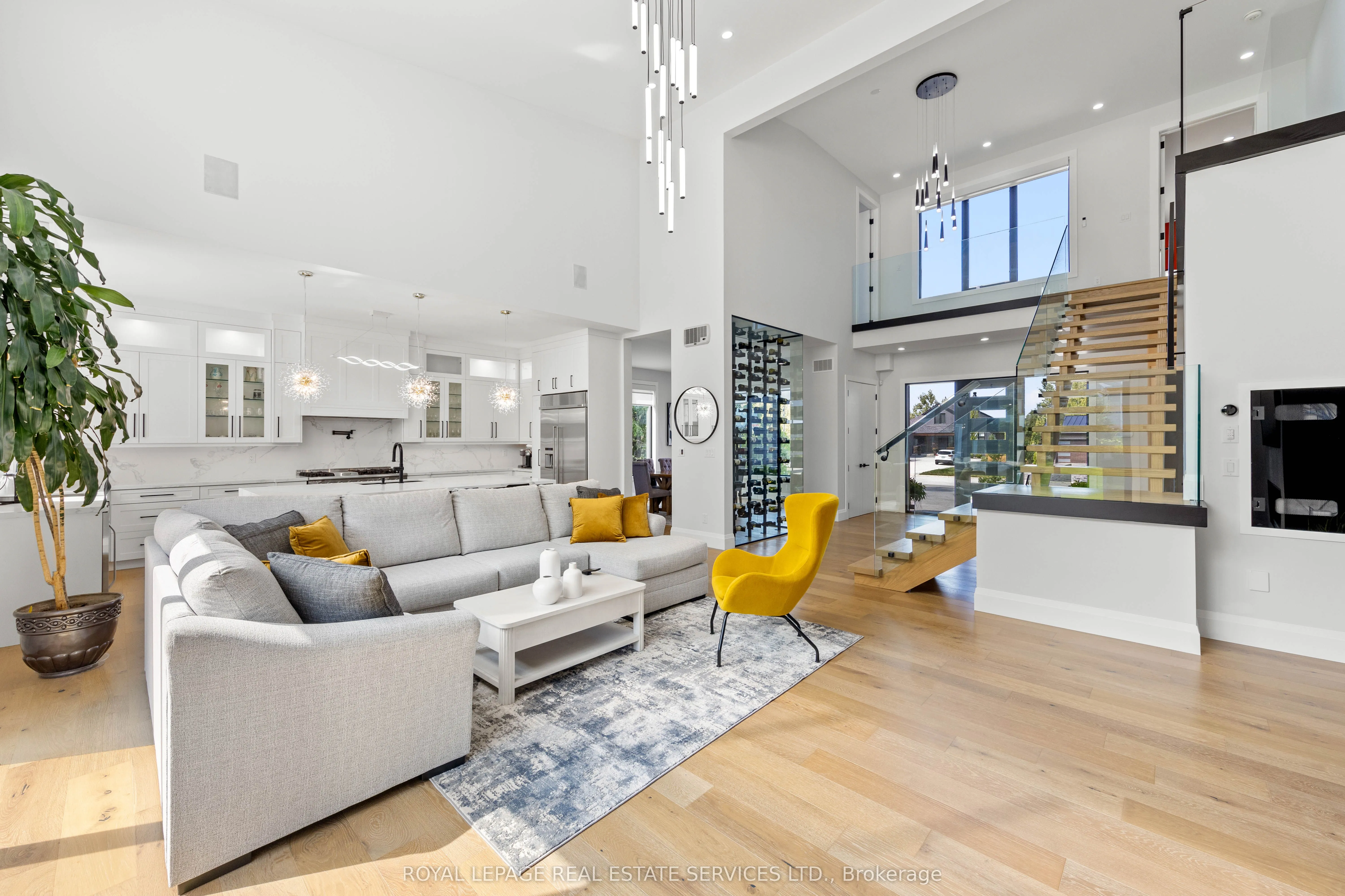 118 Barton Boulevard