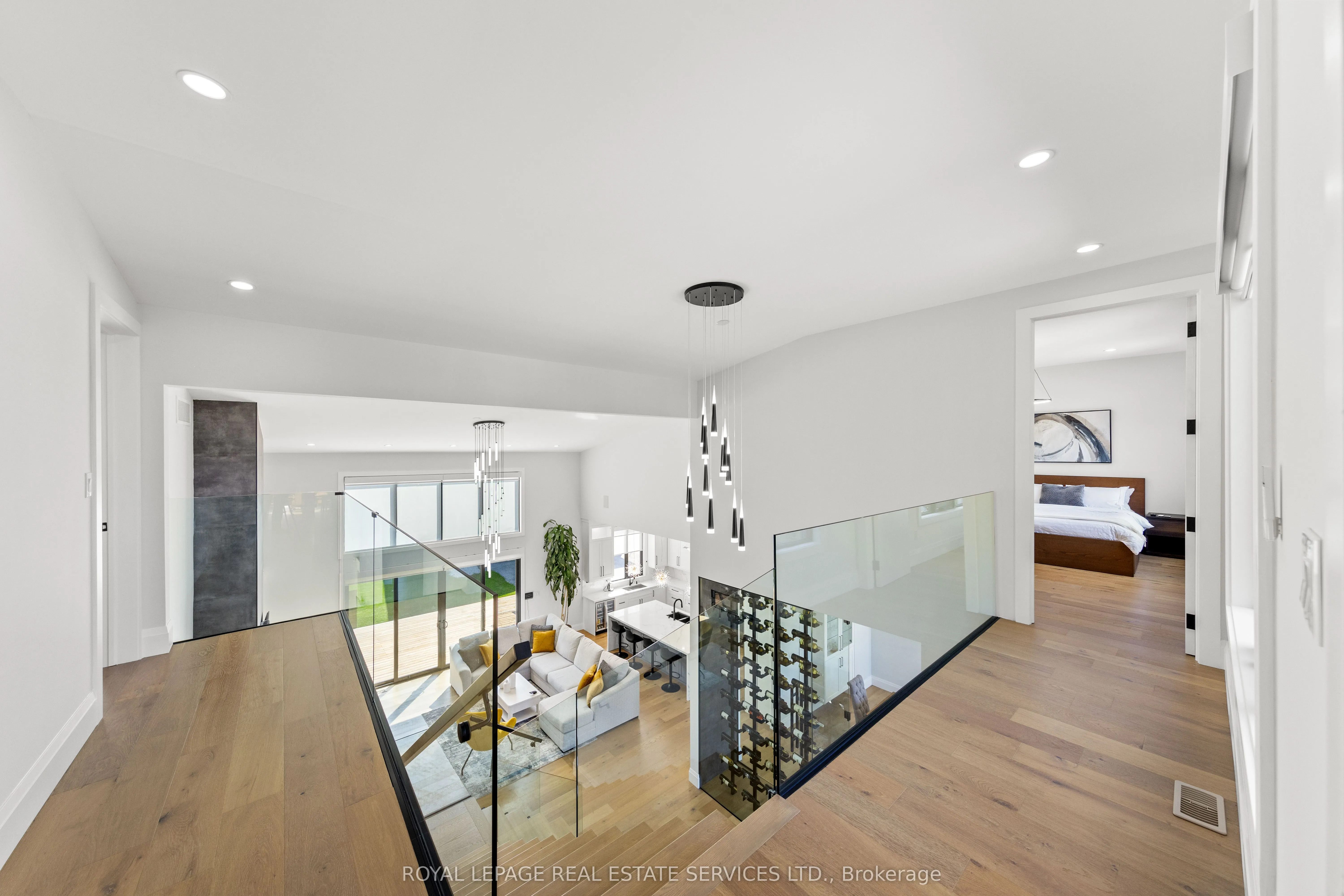 118 Barton Boulevard