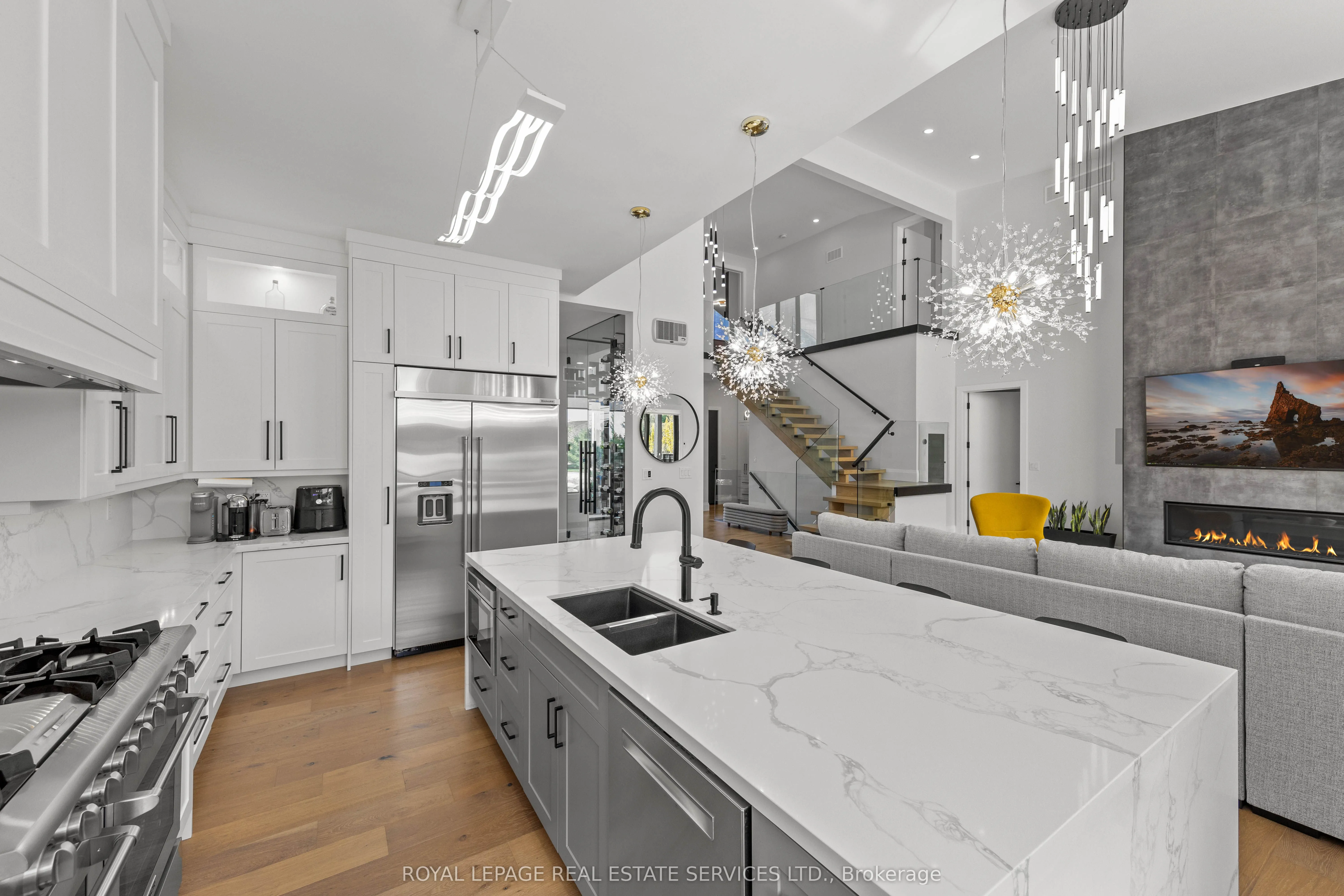 118 Barton Boulevard
