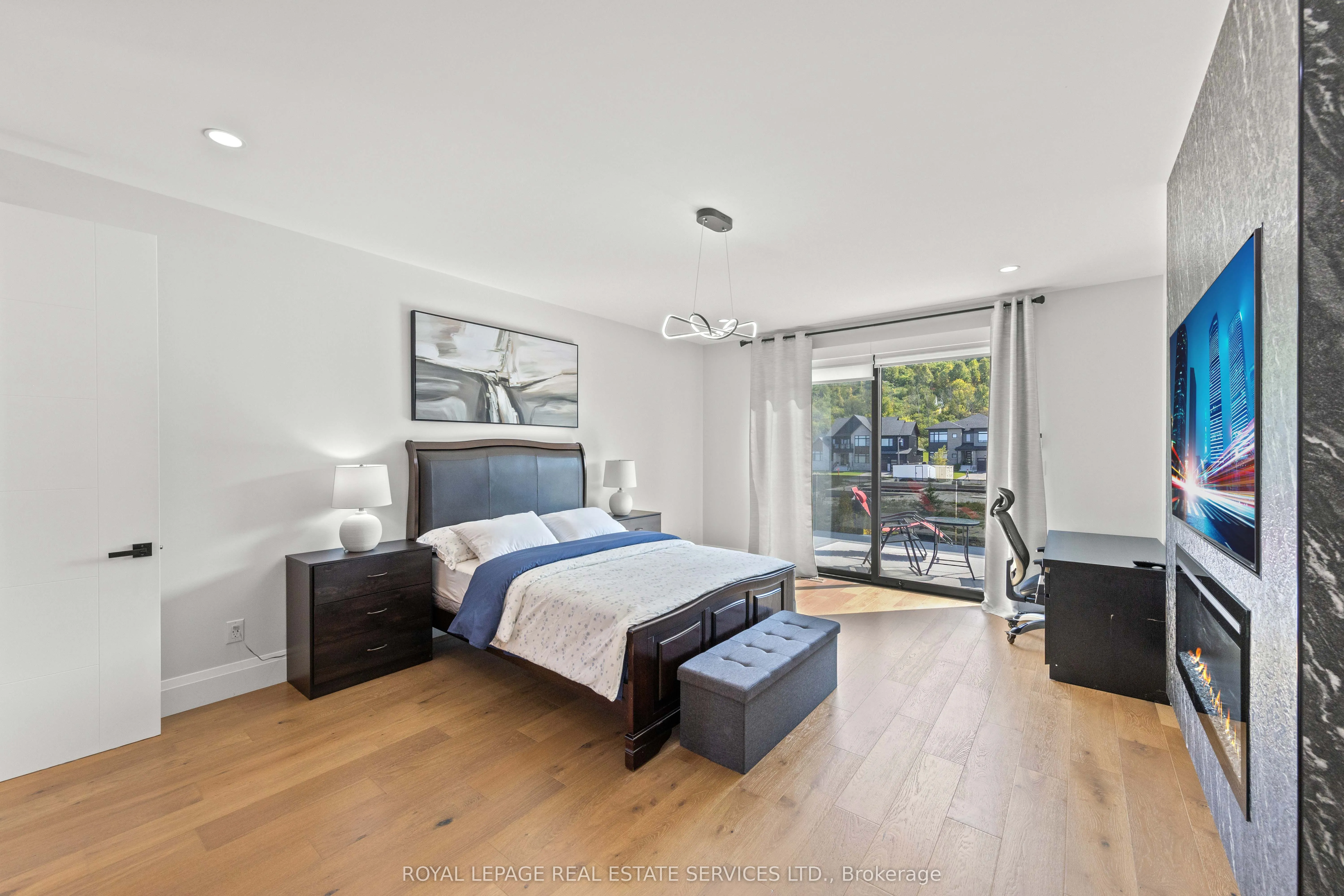 118 Barton Boulevard