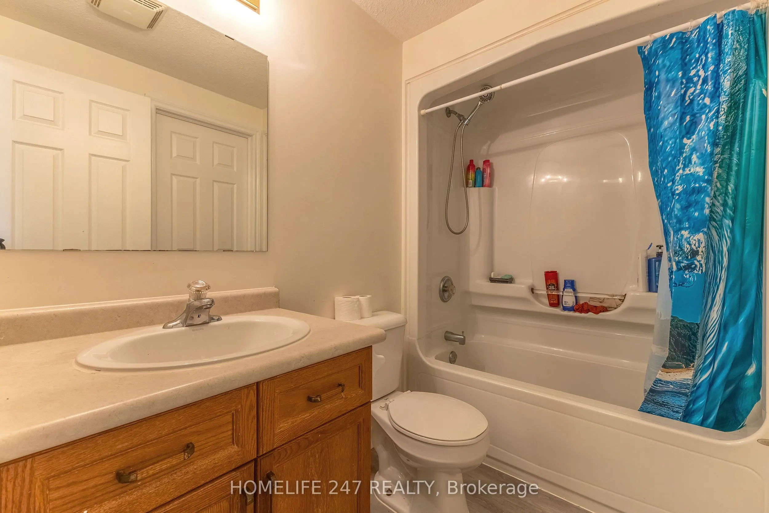 31 Schroder Crescent, #5