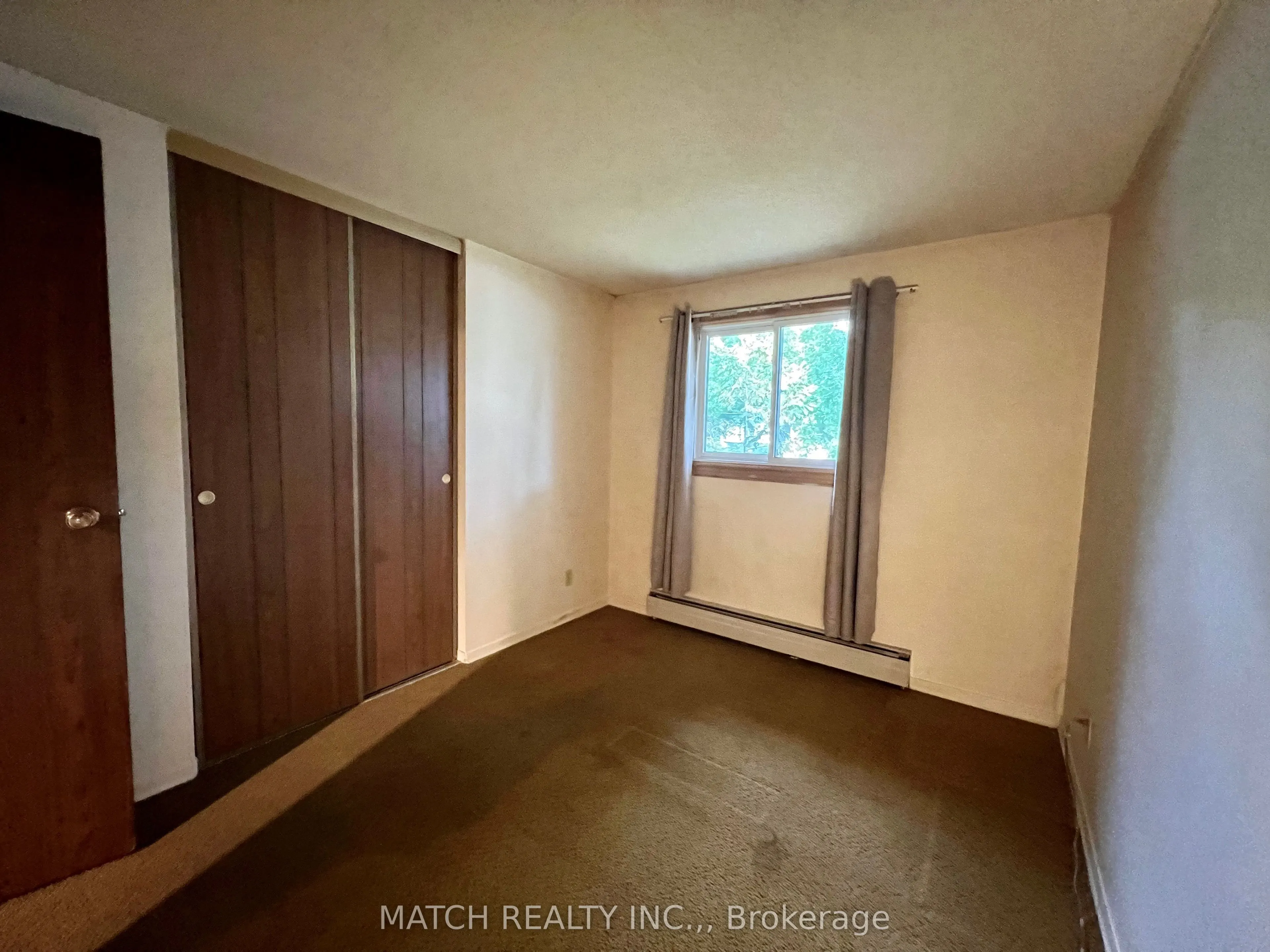 306 Laughton Crescent