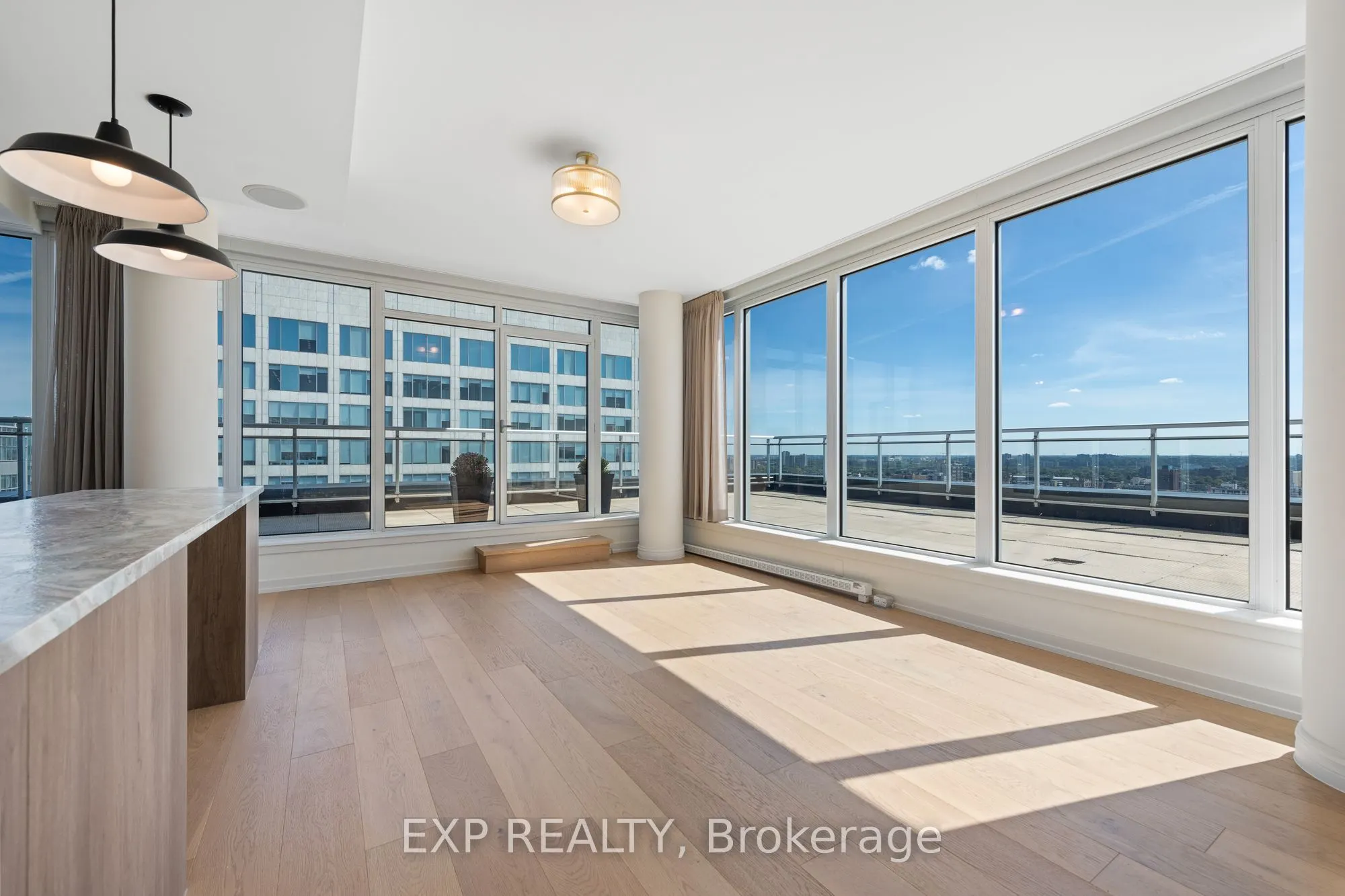 324 Laurier Avenue W, #2309