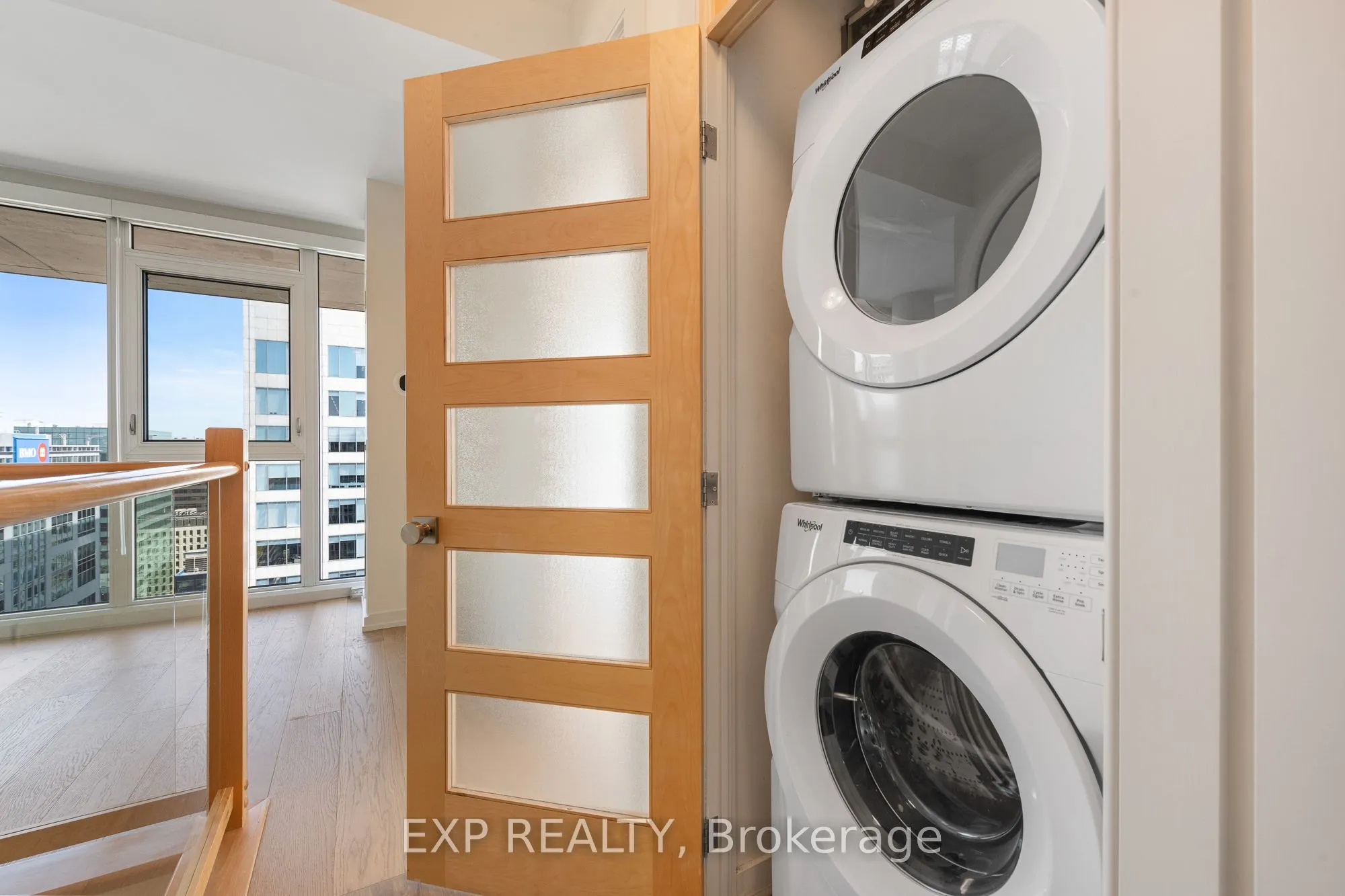 324 Laurier Avenue W, #2309