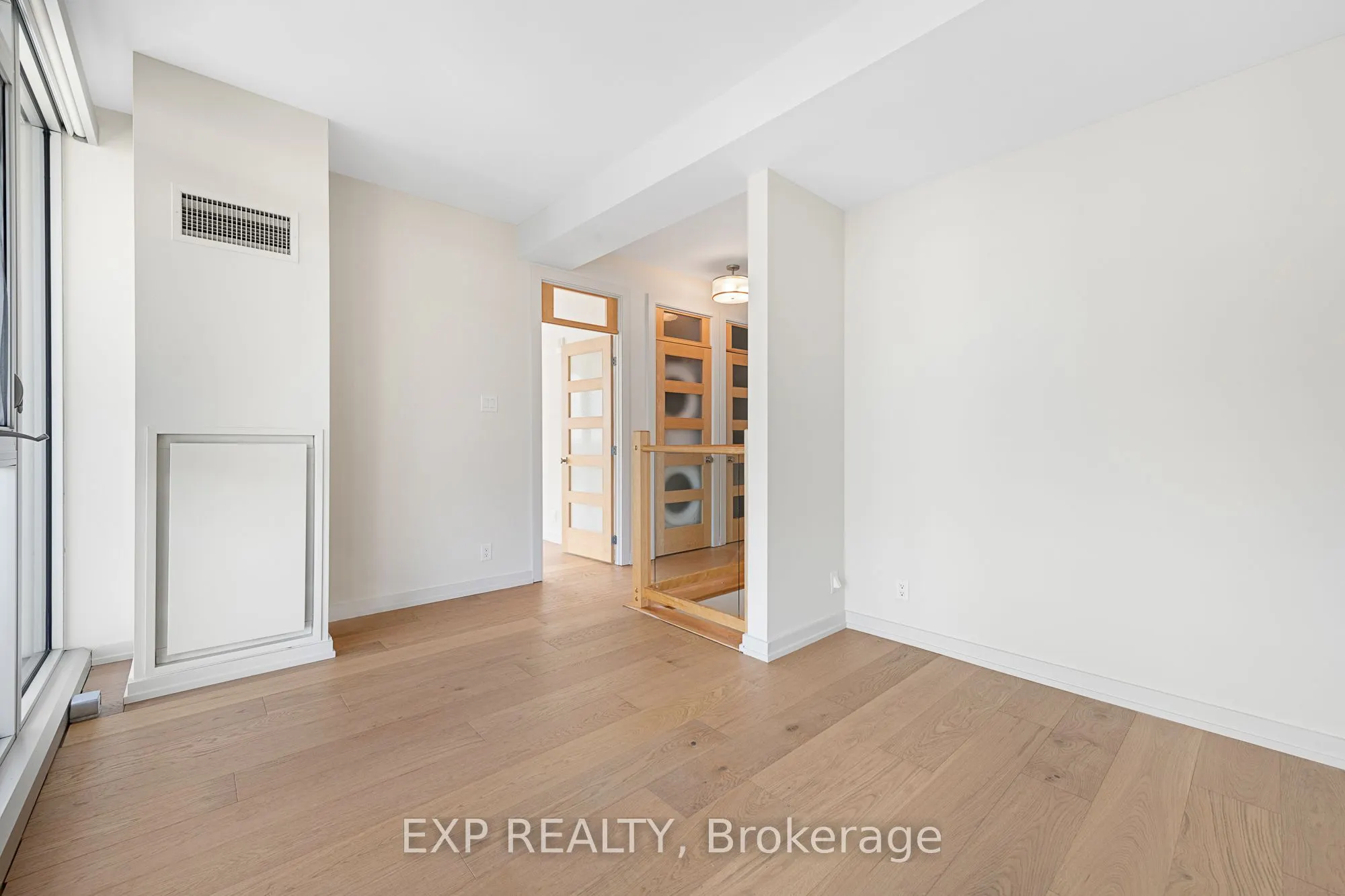 324 Laurier Avenue W, #2309