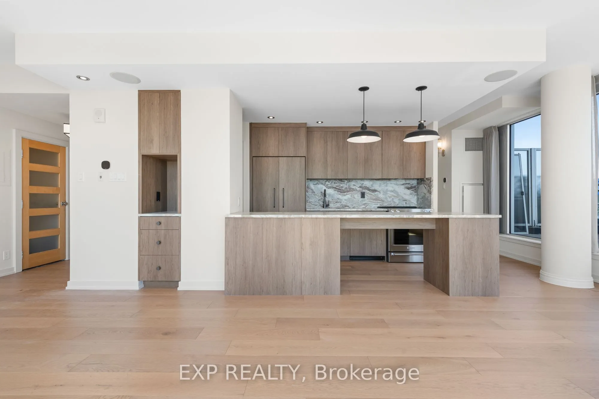 324 Laurier Avenue W, #2309