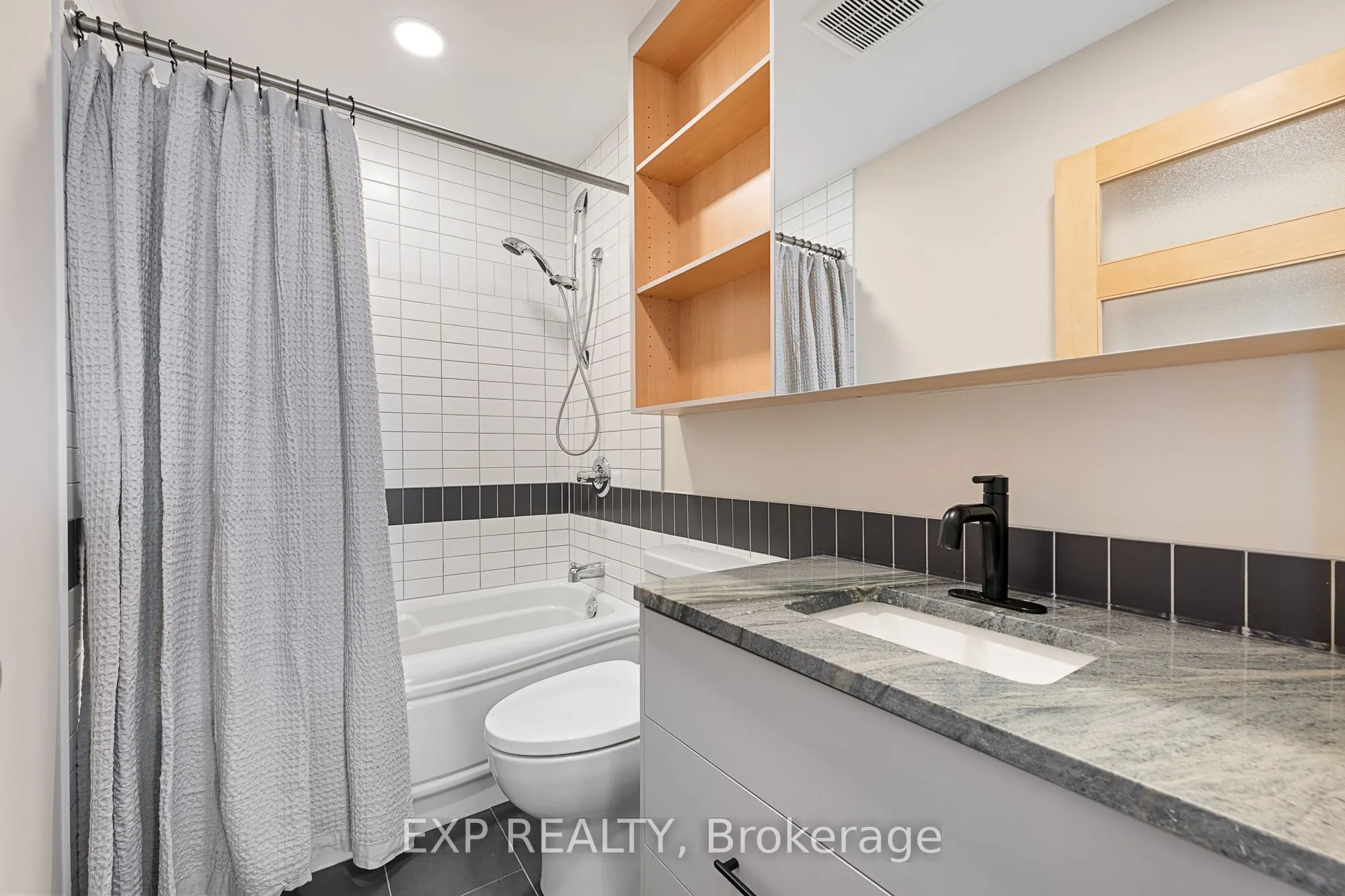 324 Laurier Avenue W, #2309