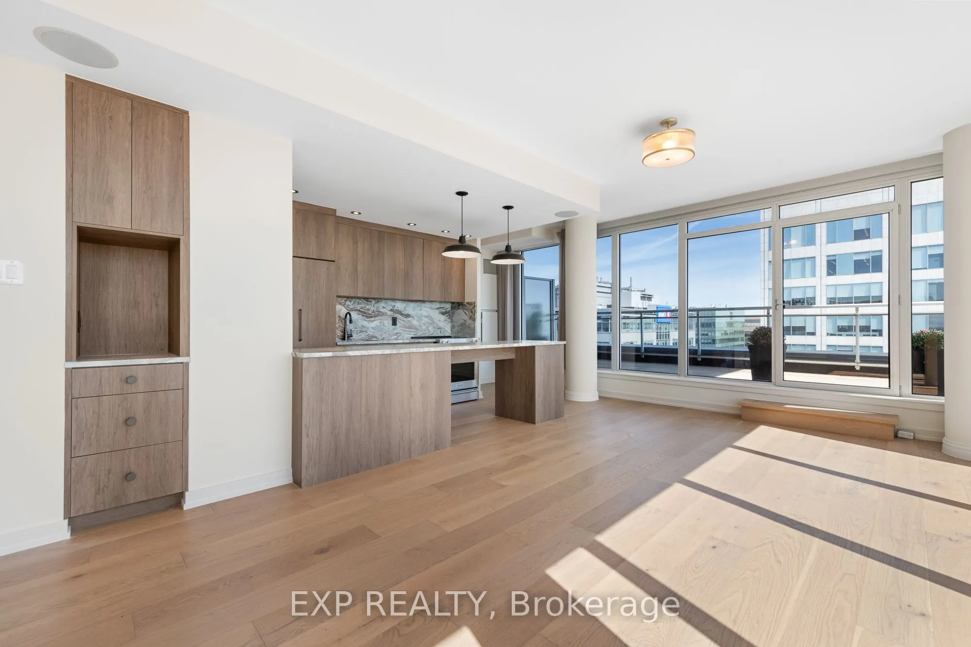 324 Laurier Avenue W, #2309