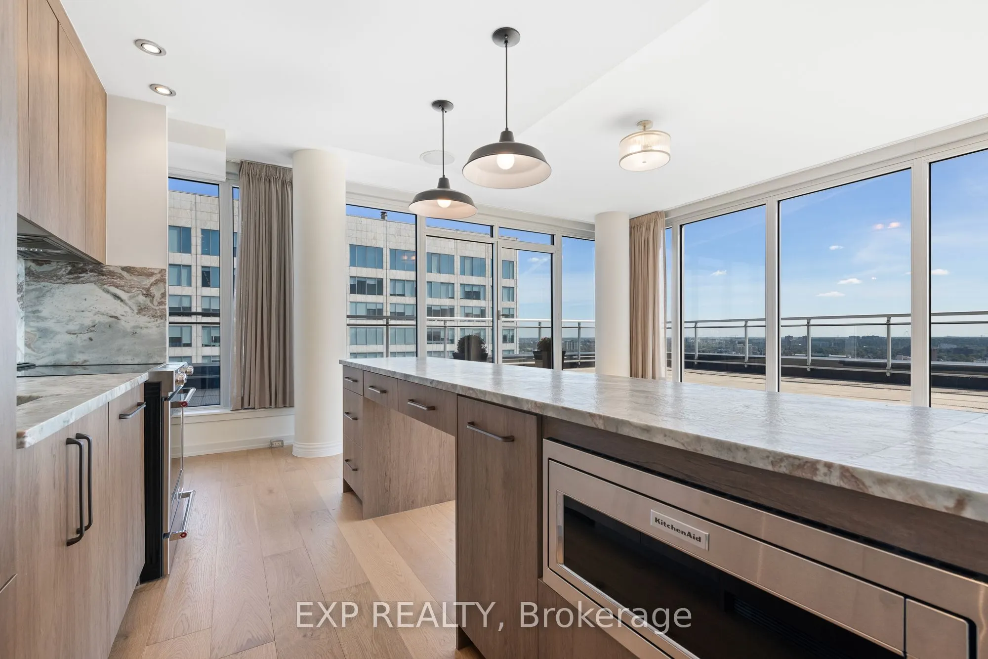 324 Laurier Avenue W, #2309
