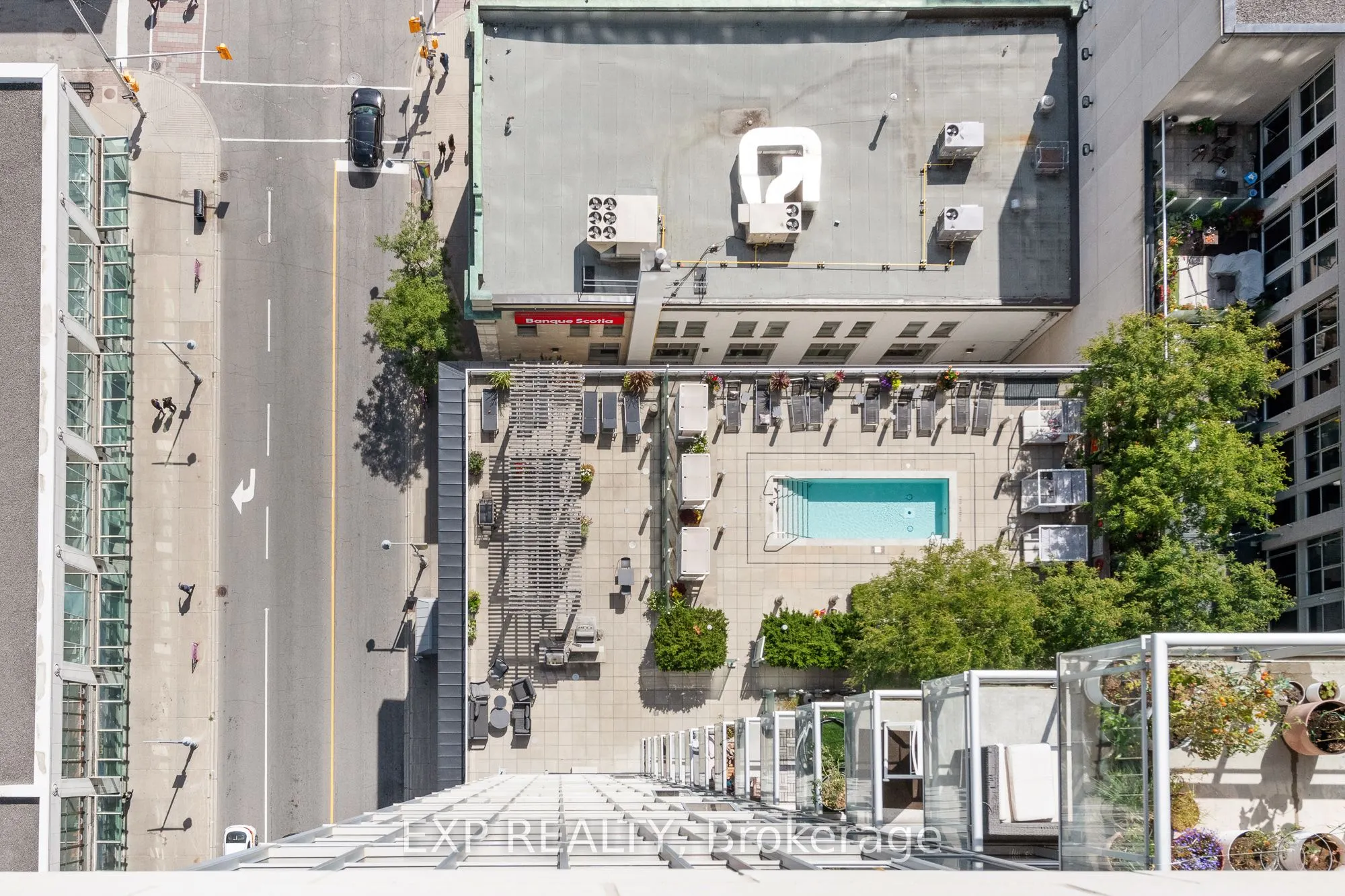 324 Laurier Avenue W, #2309
