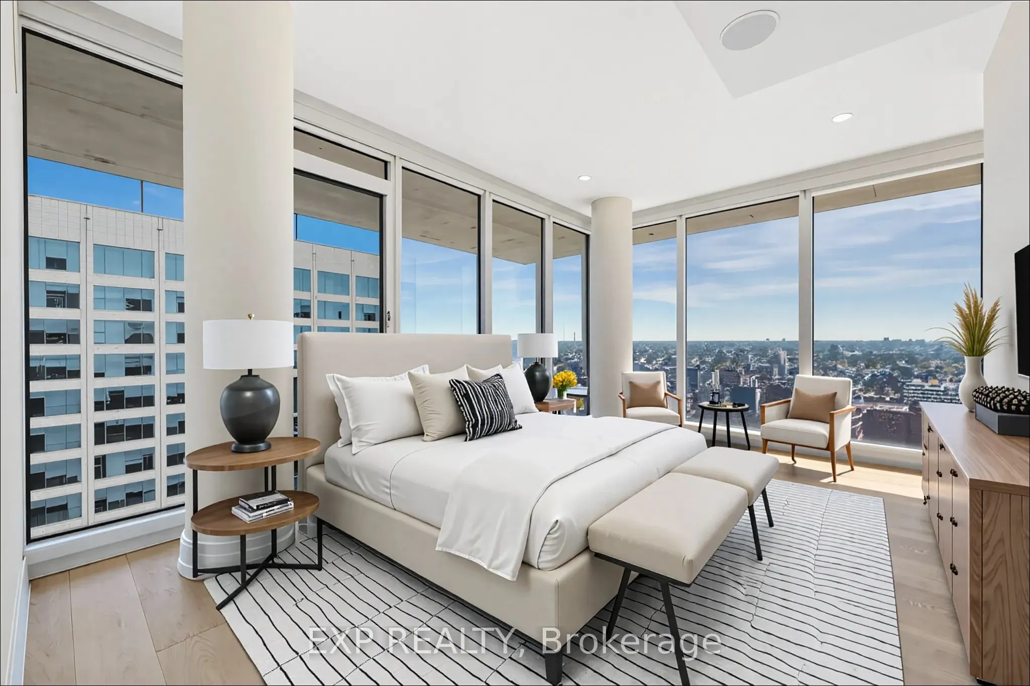 324 Laurier Avenue W, #2309