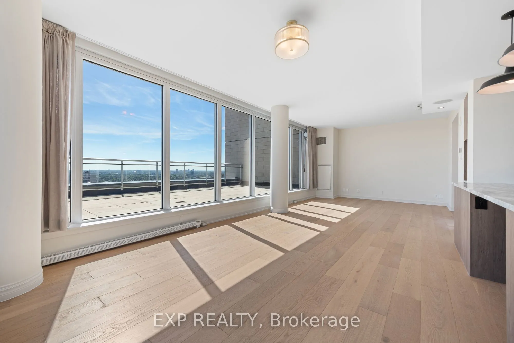 324 Laurier Avenue W, #2309
