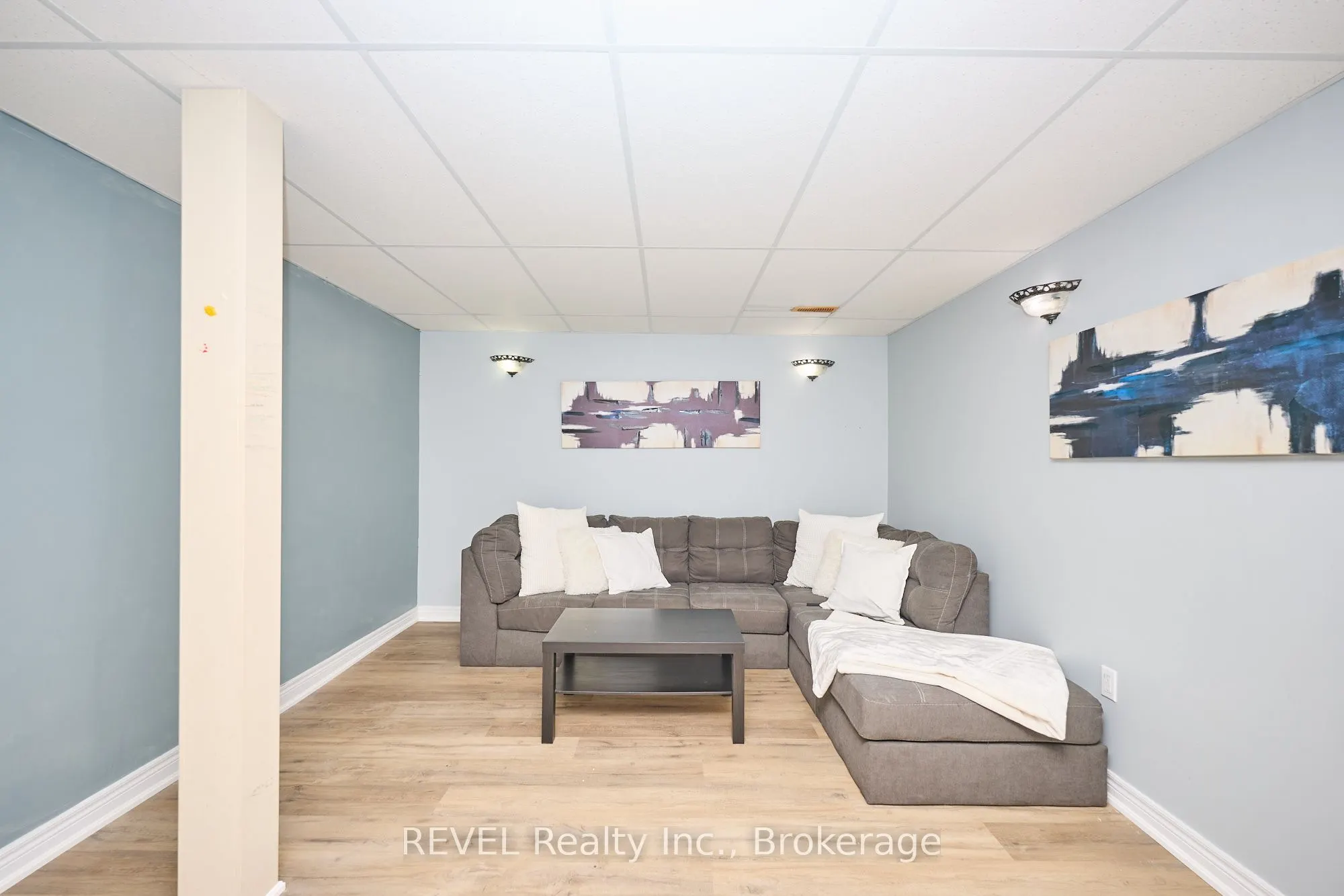 334 Main Street E, #4