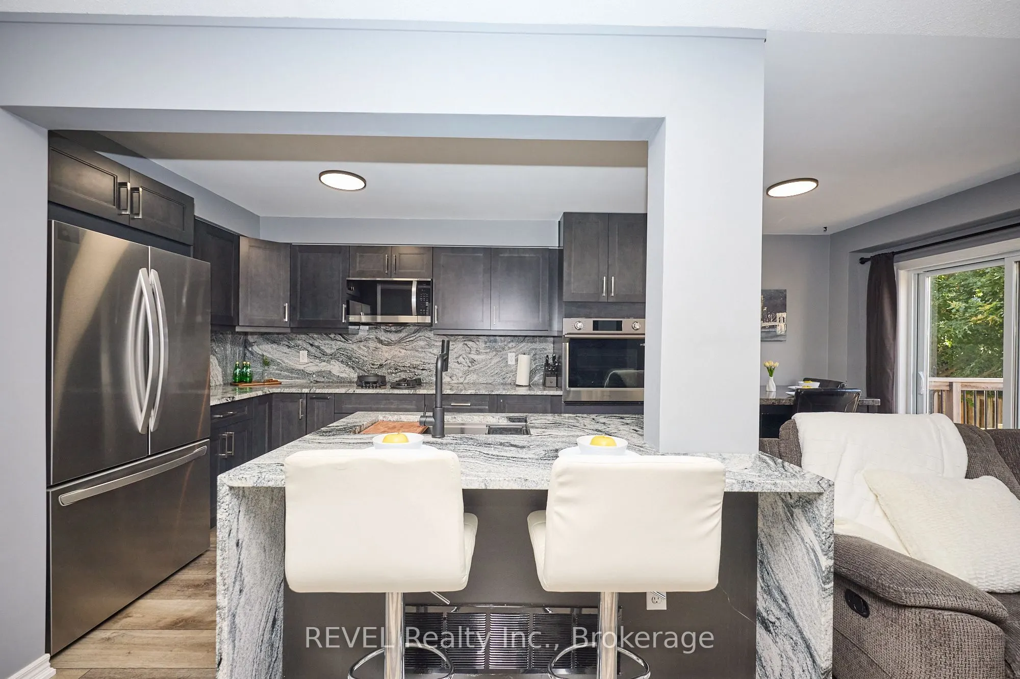 334 Main Street E, #4