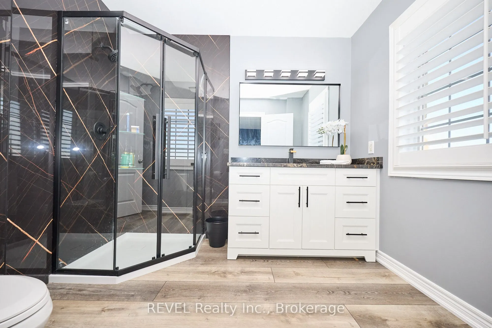 334 Main Street E, #4