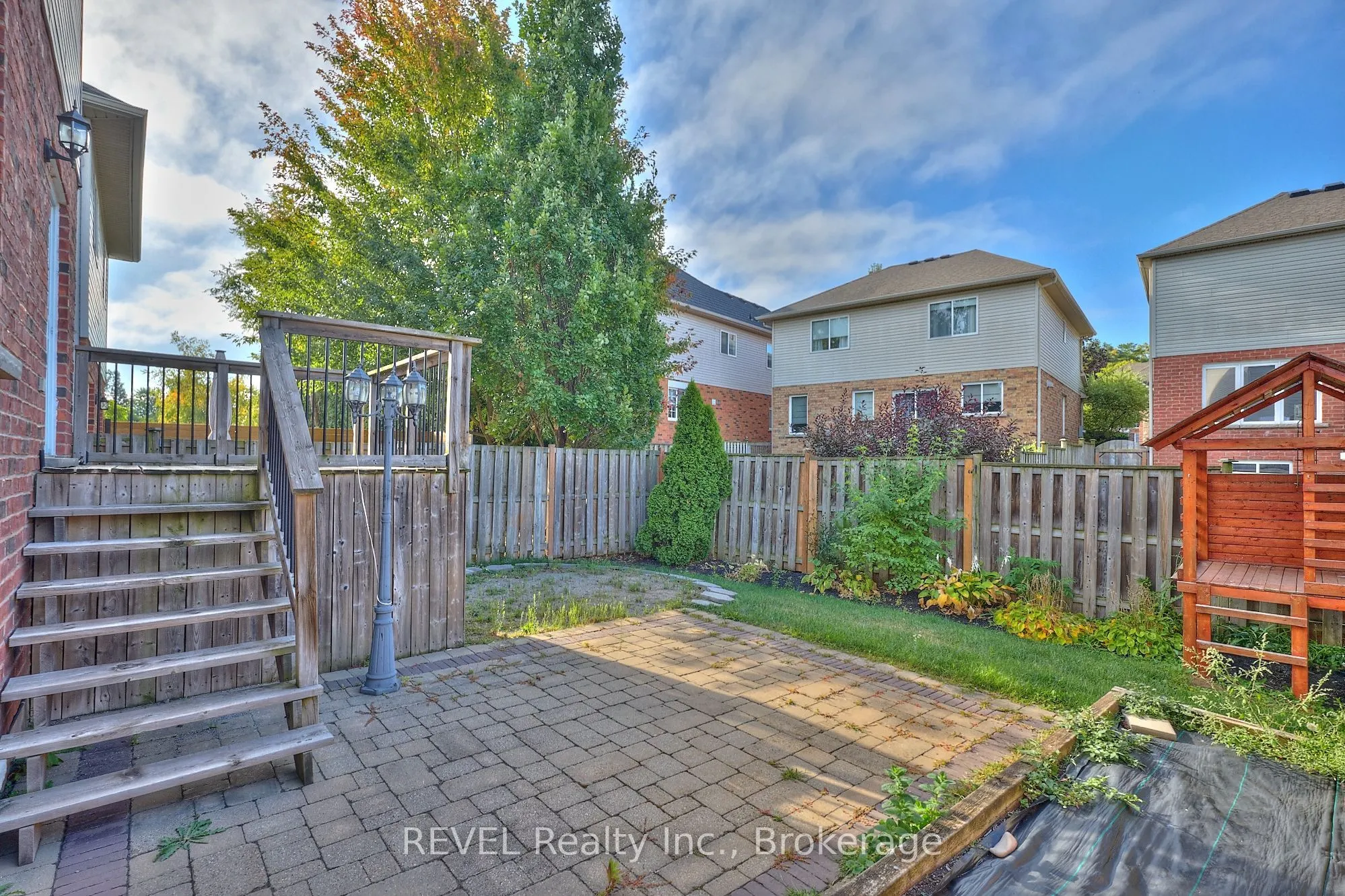 334 Main Street E, #4