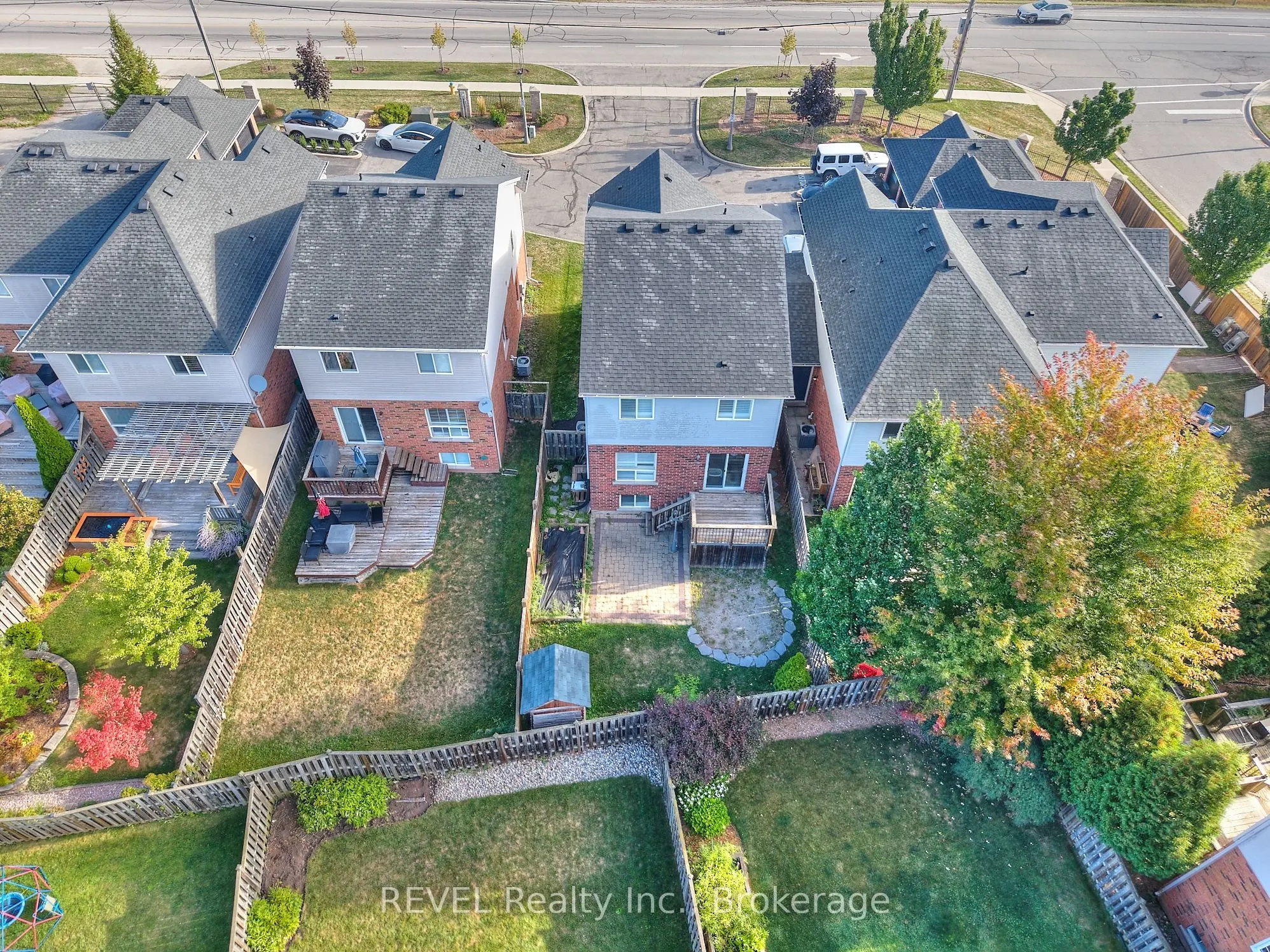 334 Main Street E, #4