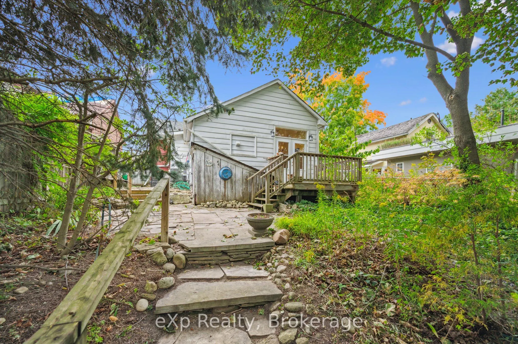 66 Manitoba Street