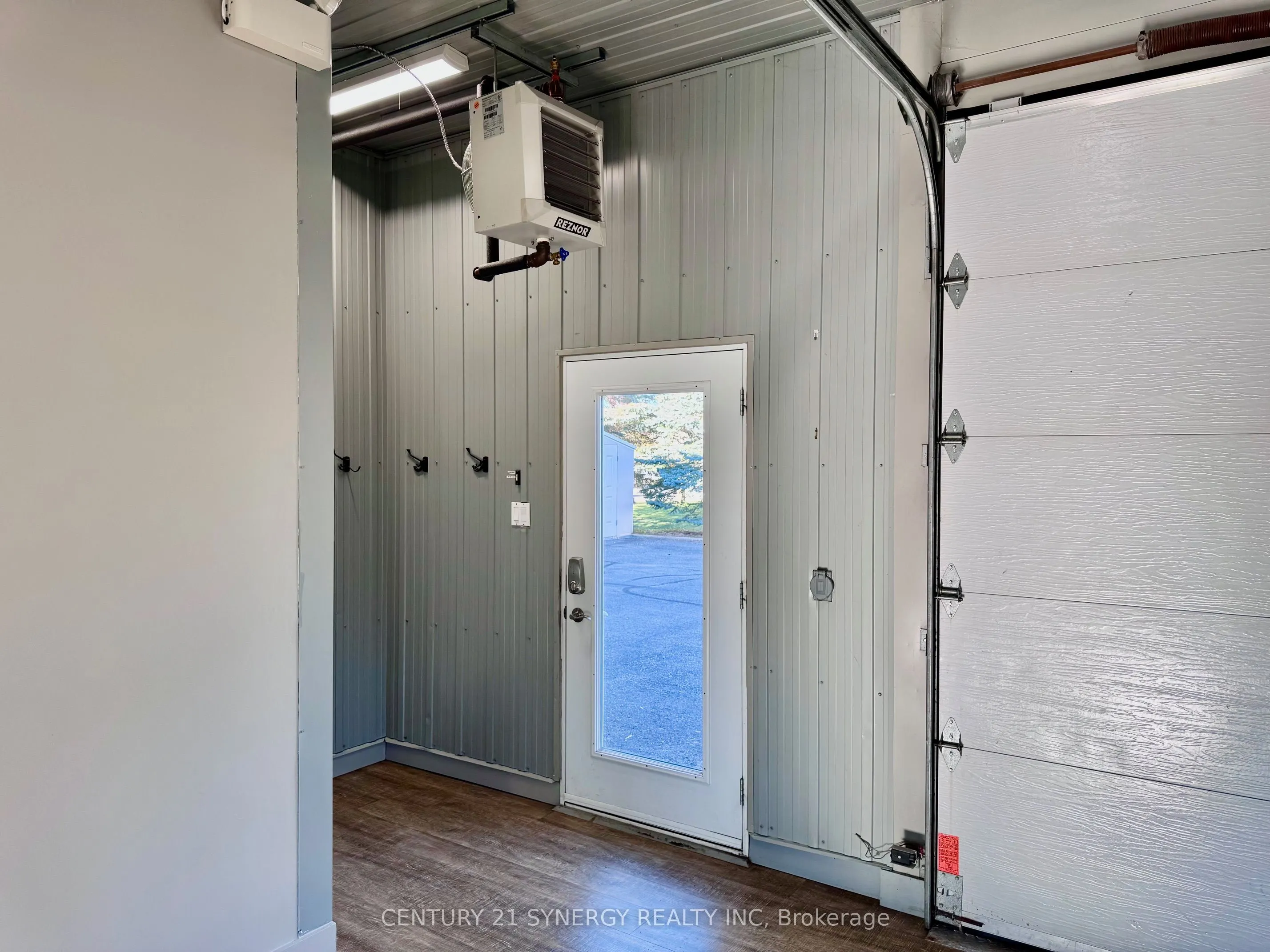 170 Bay Street, #C