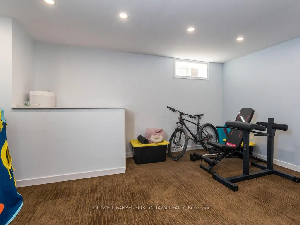 5C Woodvale Green, #15