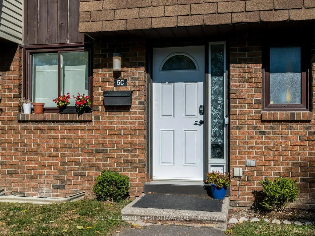 5C Woodvale Green, #15