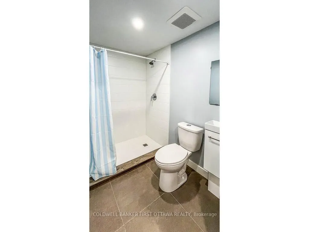 5C Woodvale Green, #15