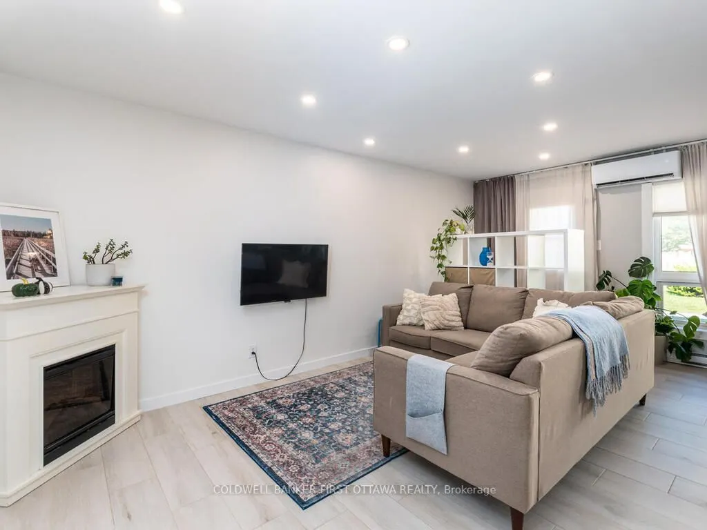 5C Woodvale Green, #15