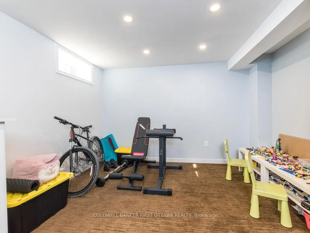 5C Woodvale Green, #15