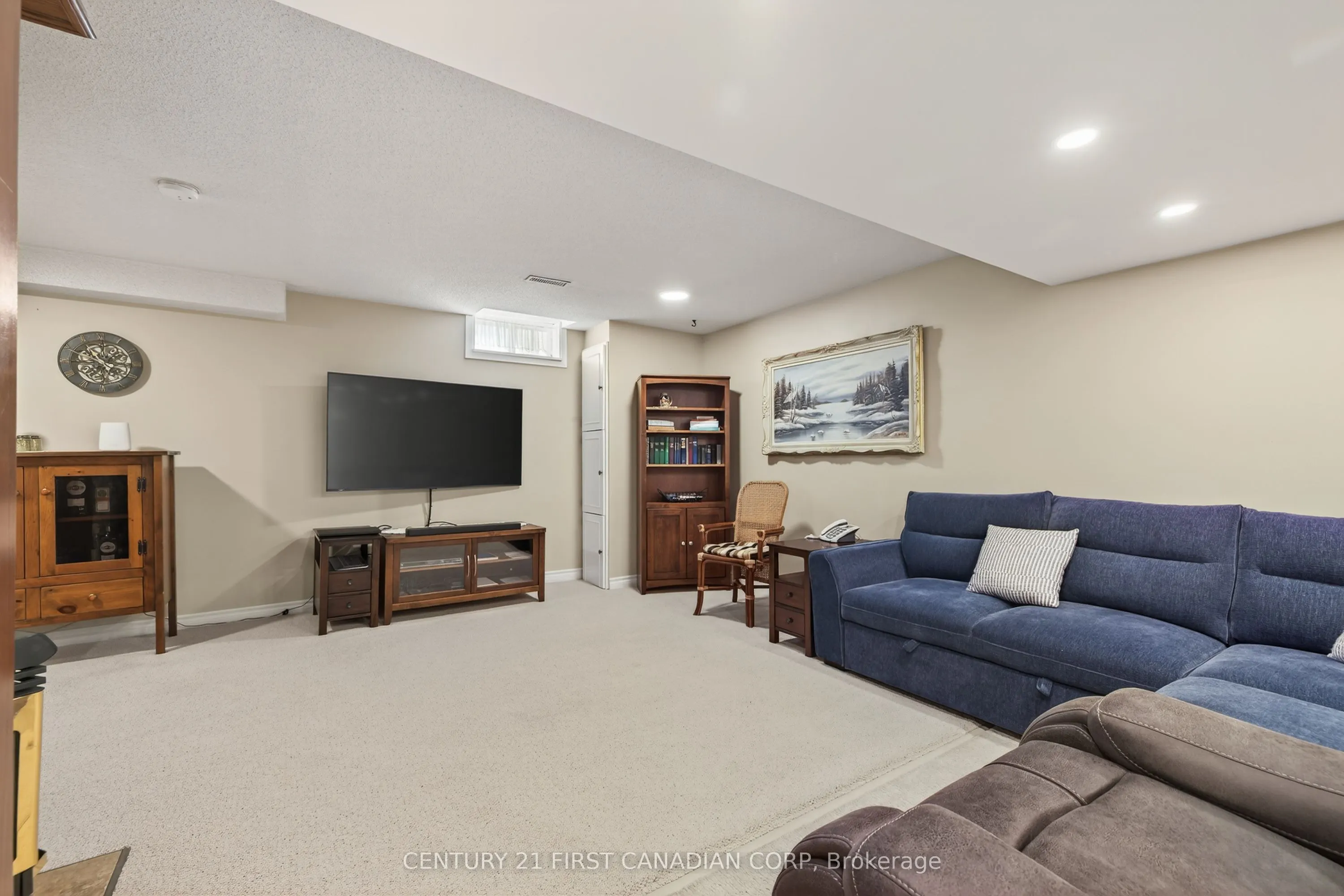 24 Moreau Crescent