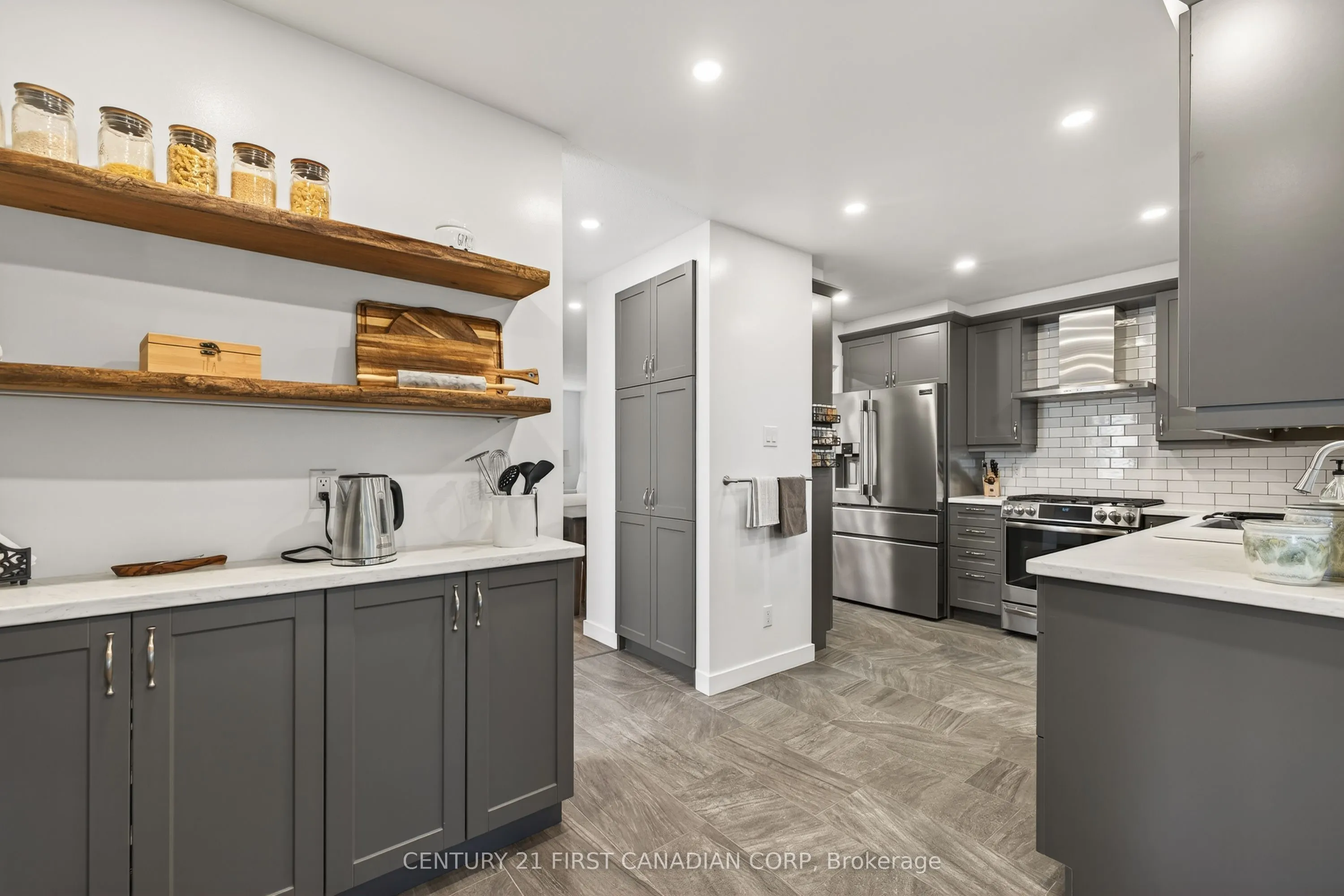 24 Moreau Crescent