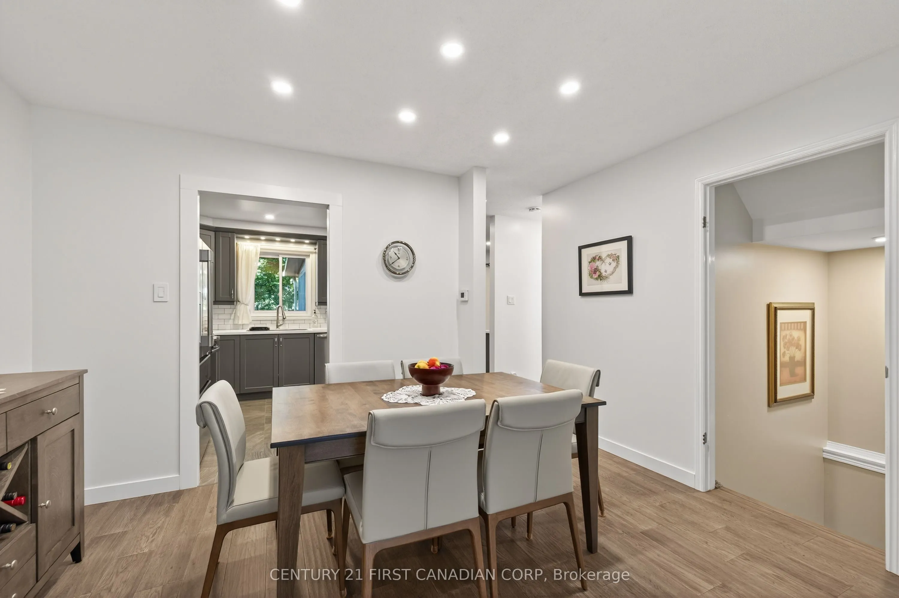 24 Moreau Crescent