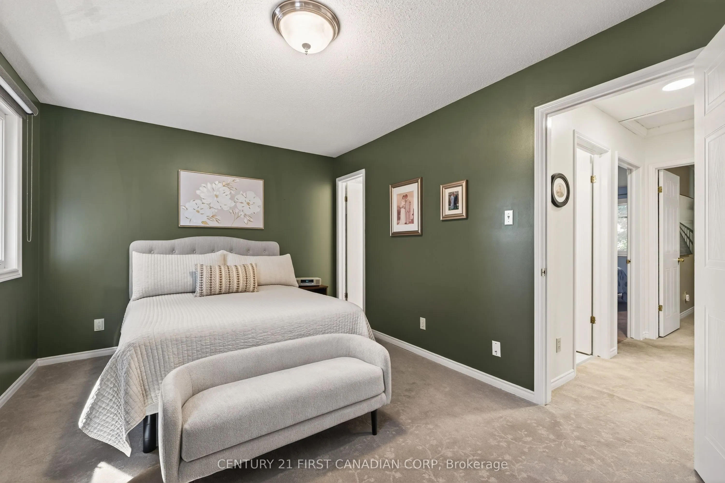 24 Moreau Crescent