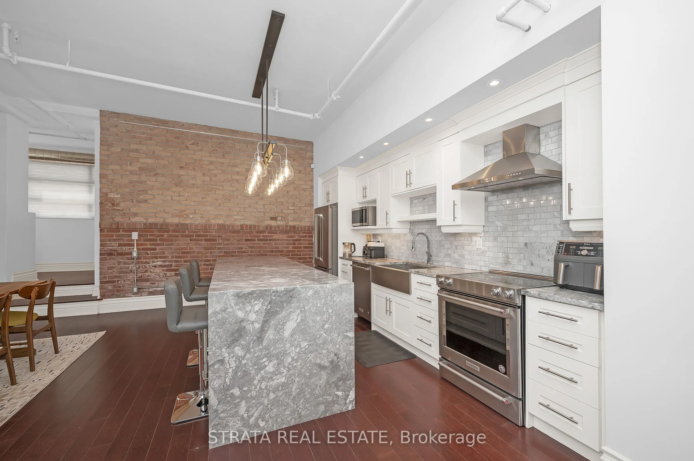 200 Stinson Street, #107