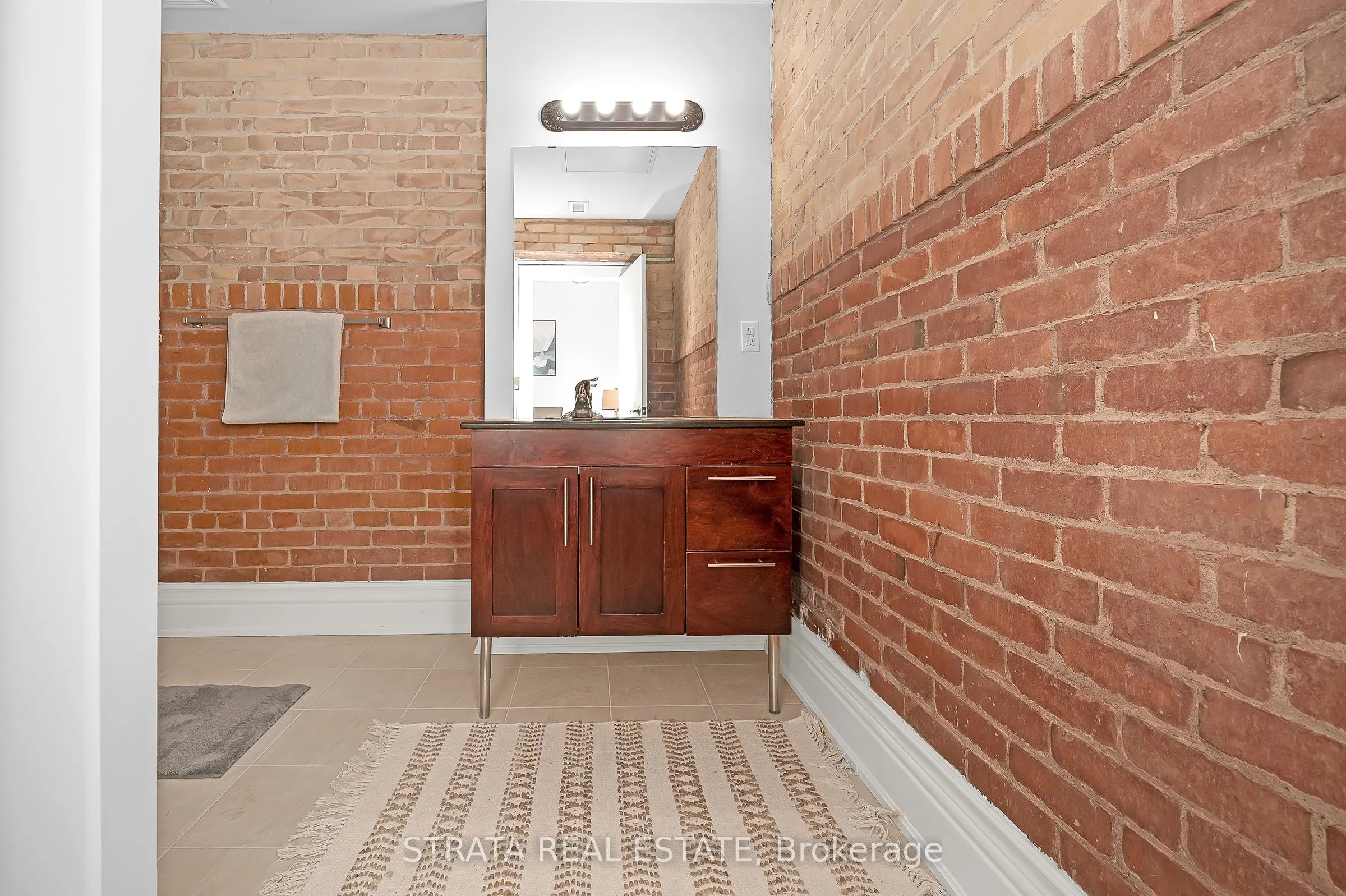 200 Stinson Street, #107